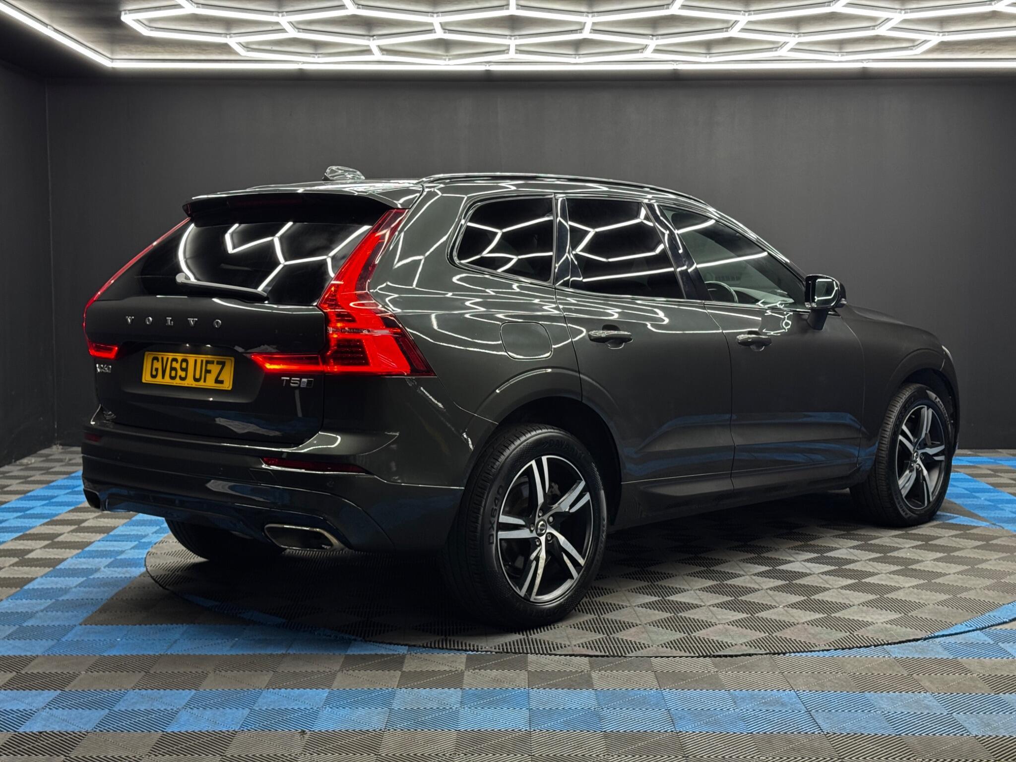 Volvo XC60 - Image 5