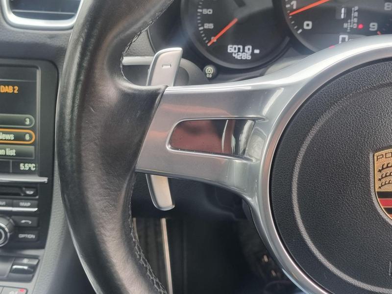 Porsche Cayman - Image 16