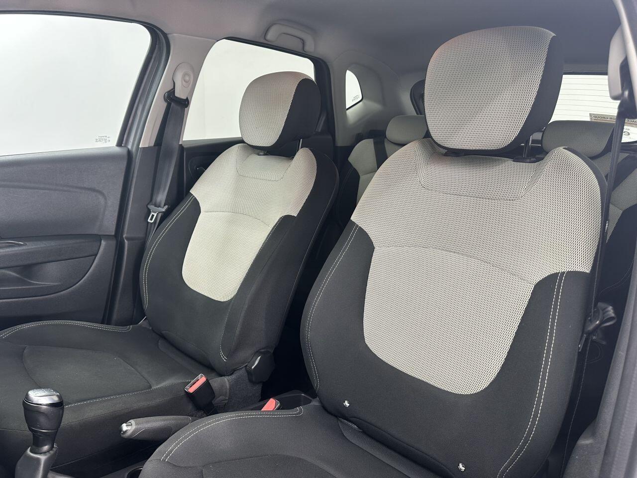 Renault Captur - Image 14