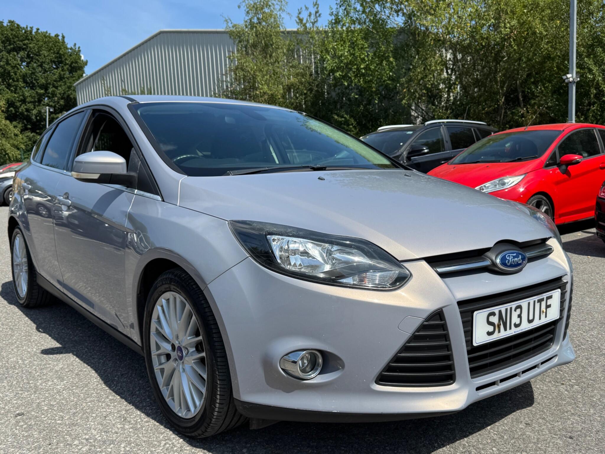 Ford Focus - Image 10