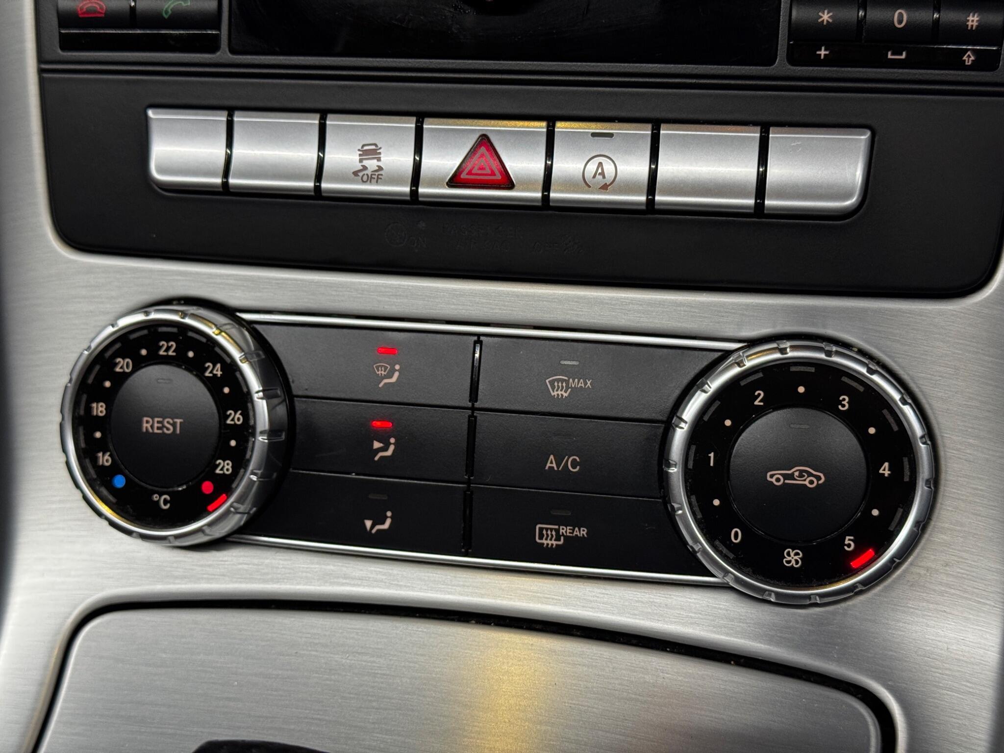 Mercedes SLK - Image 28