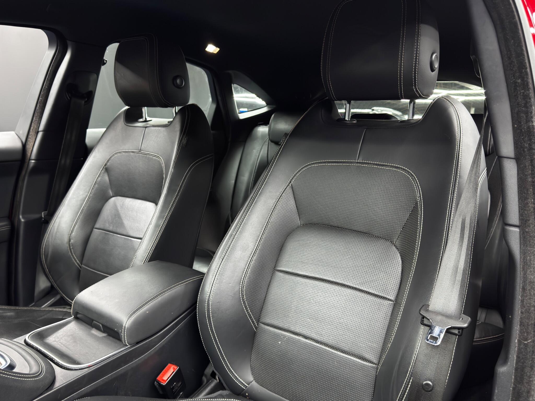 Jaguar E-Pace - Image 14
