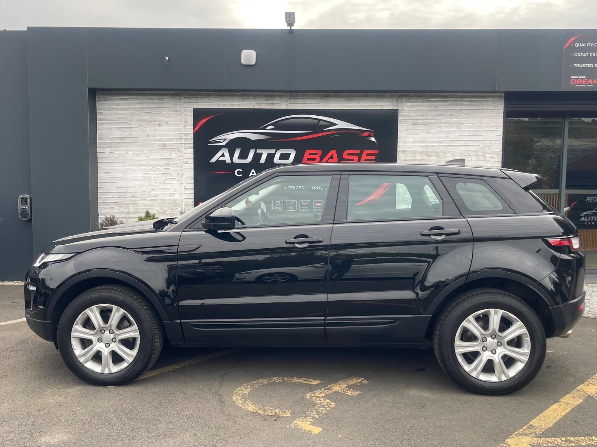 Land Rover Range Rover Evoque - Image 10