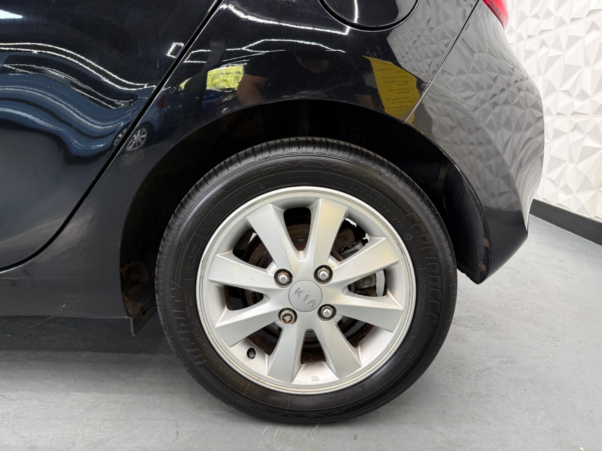 Kia Picanto - Image 8