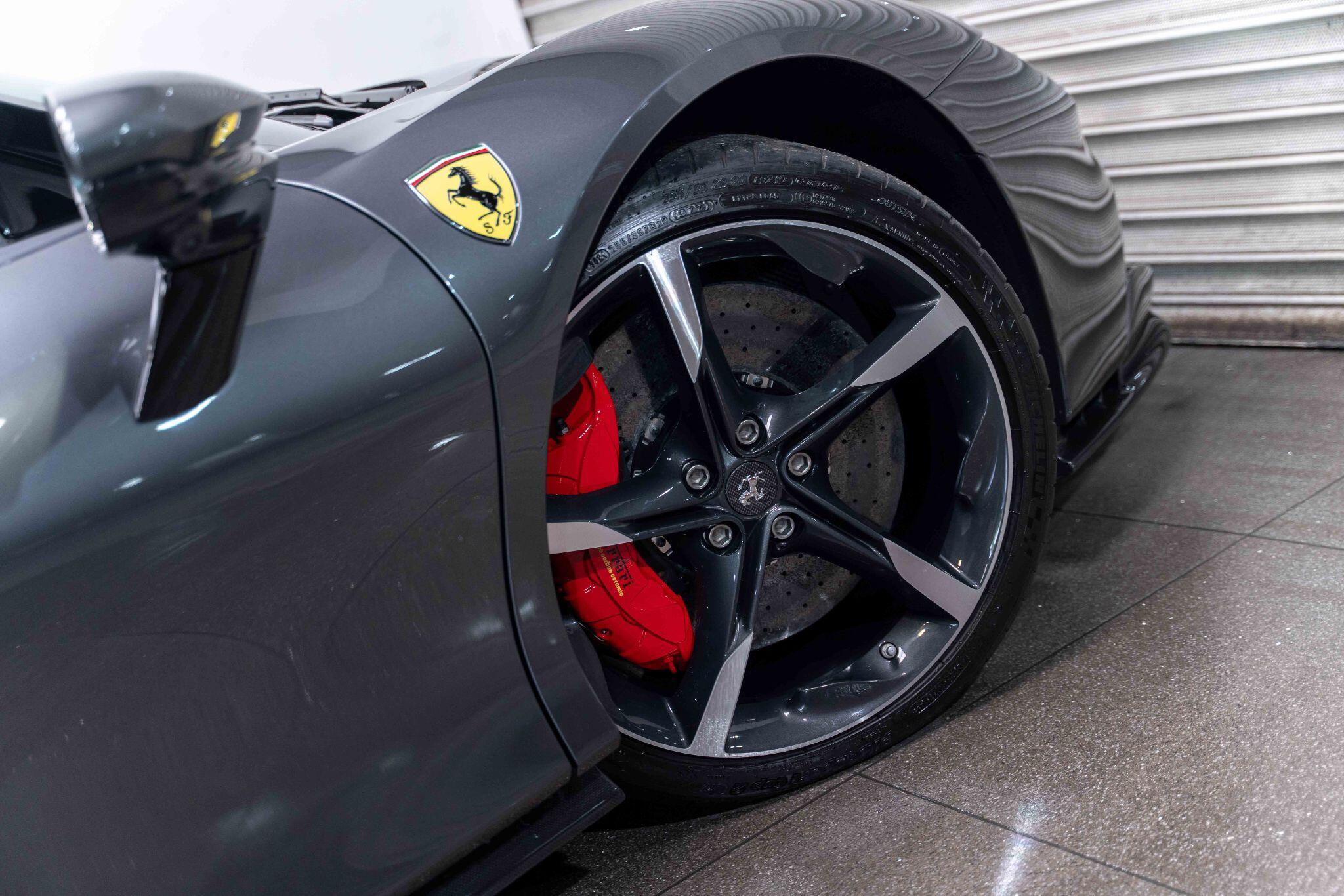 Ferrari SF90 Spider - Image 13