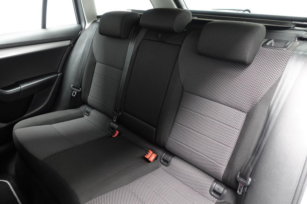Skoda Octavia - Image 18
