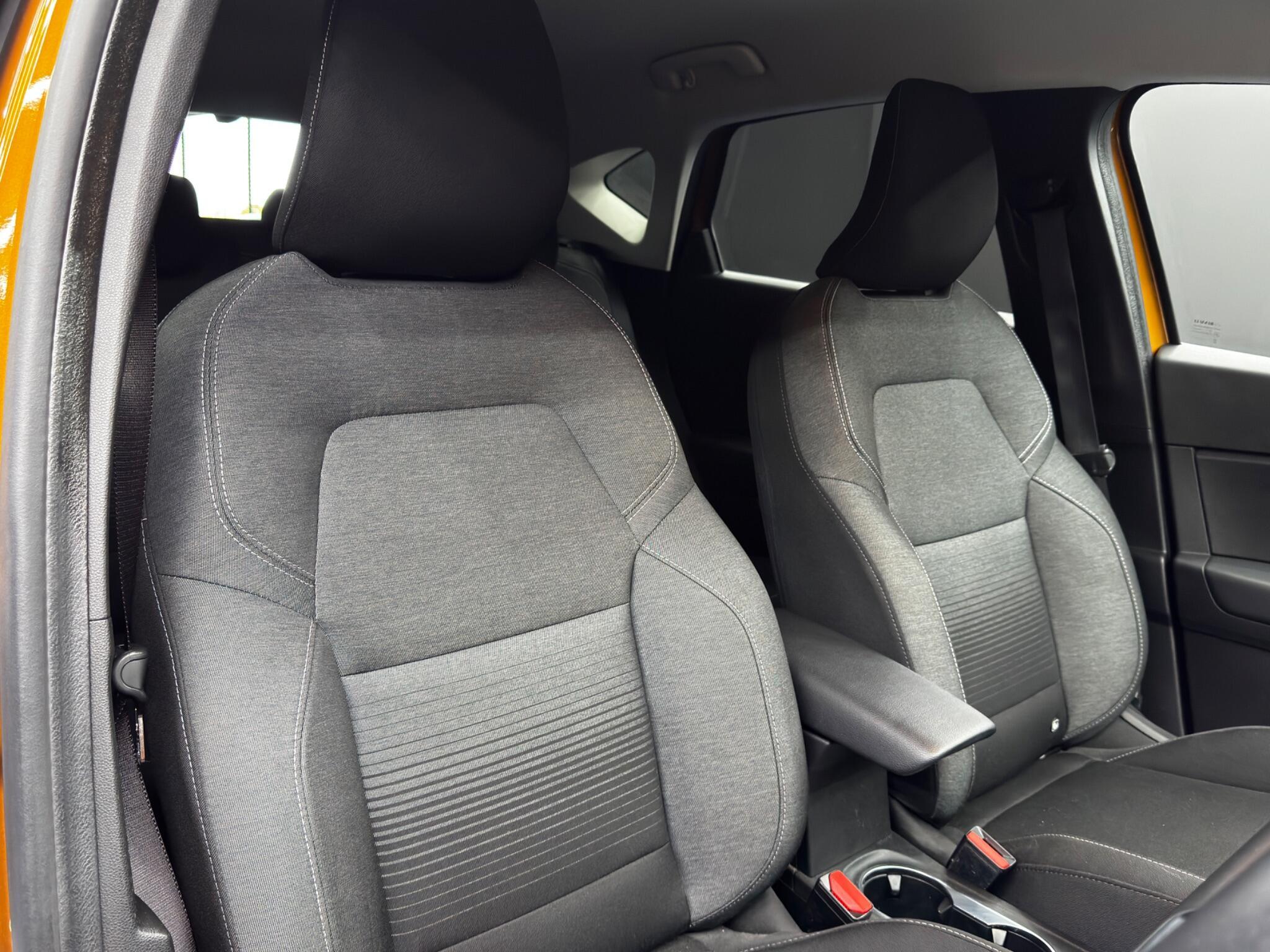 Renault Captur - Image 12