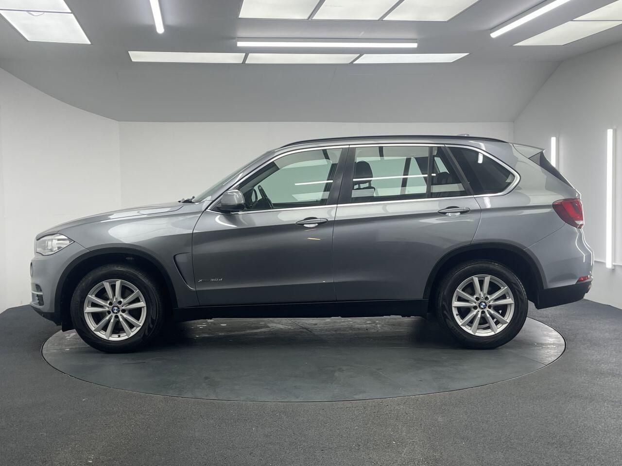 BMW X5 - Image 11