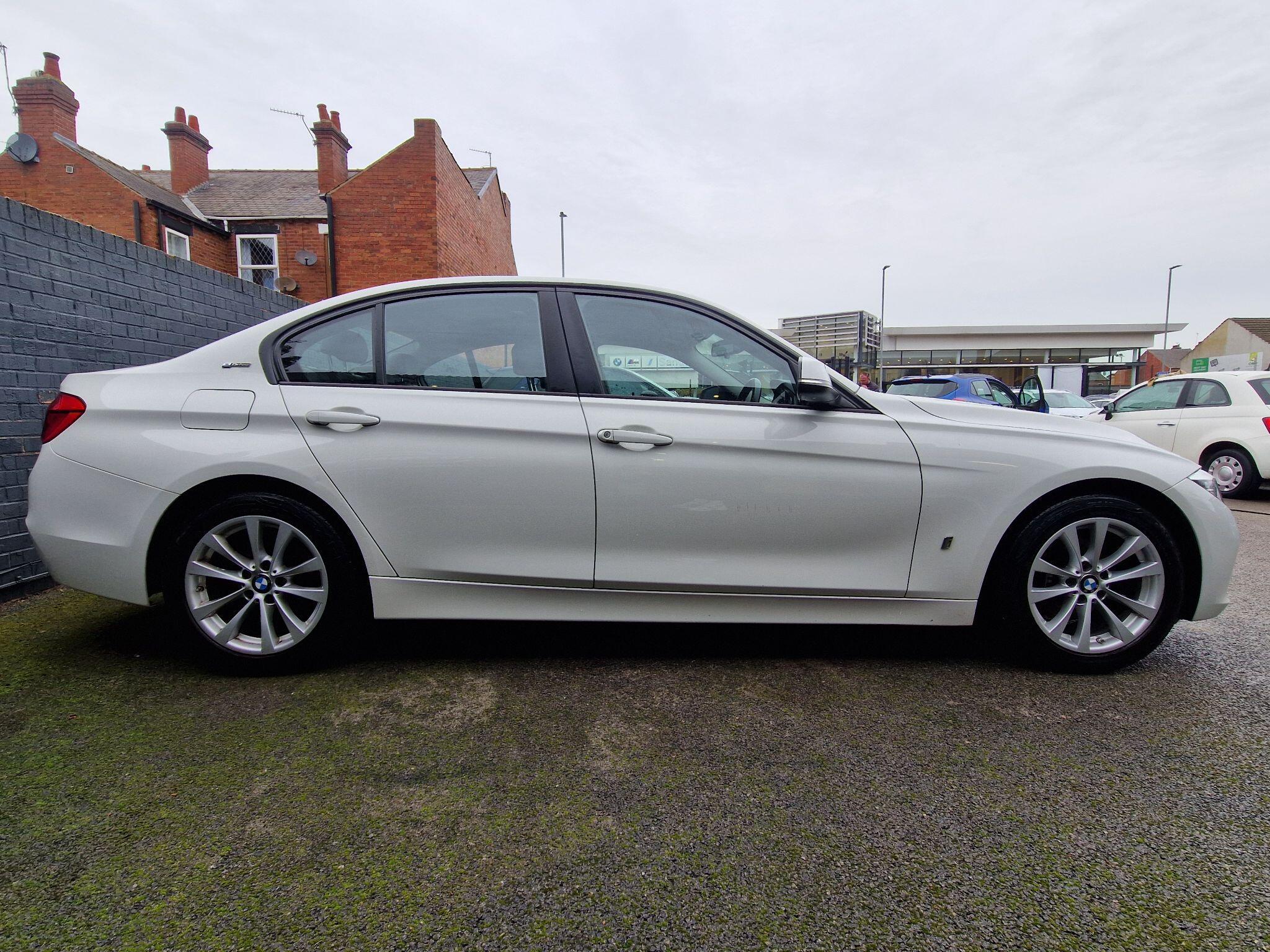 BMW 3 Series - Image 7