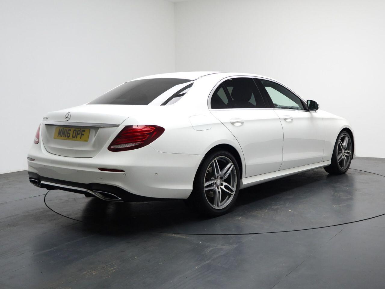 Mercedes-benz E Class - Image 12