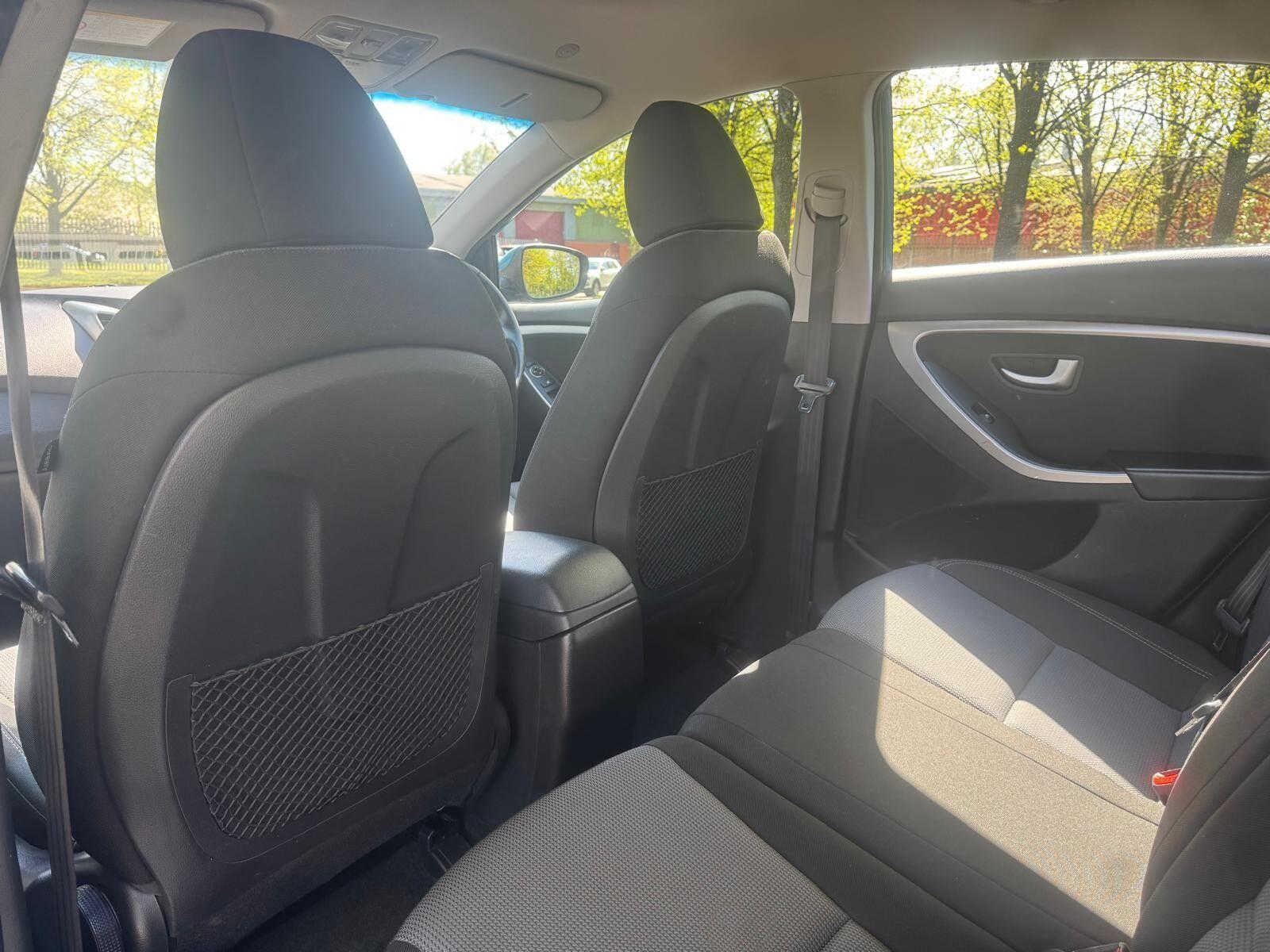 Hyundai i30 - Image 24