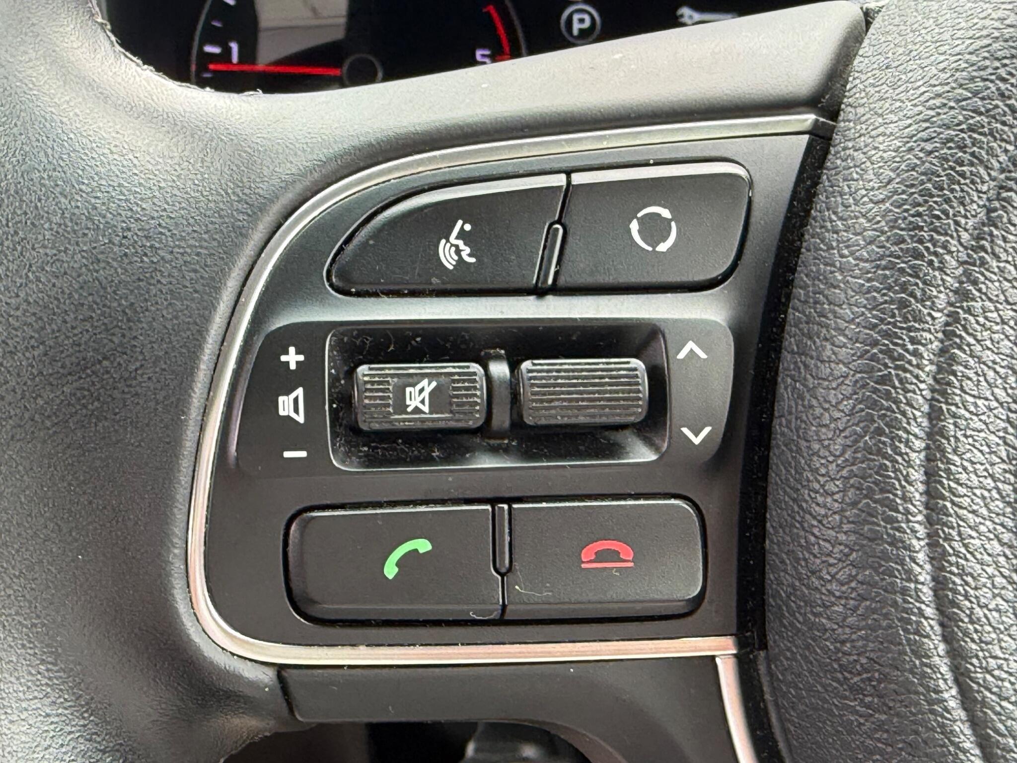 Kia Optima - Image 16