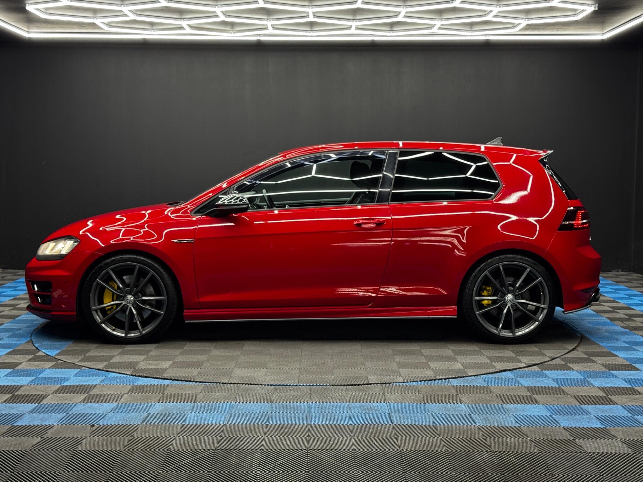 Volkswagen Golf - Image 8