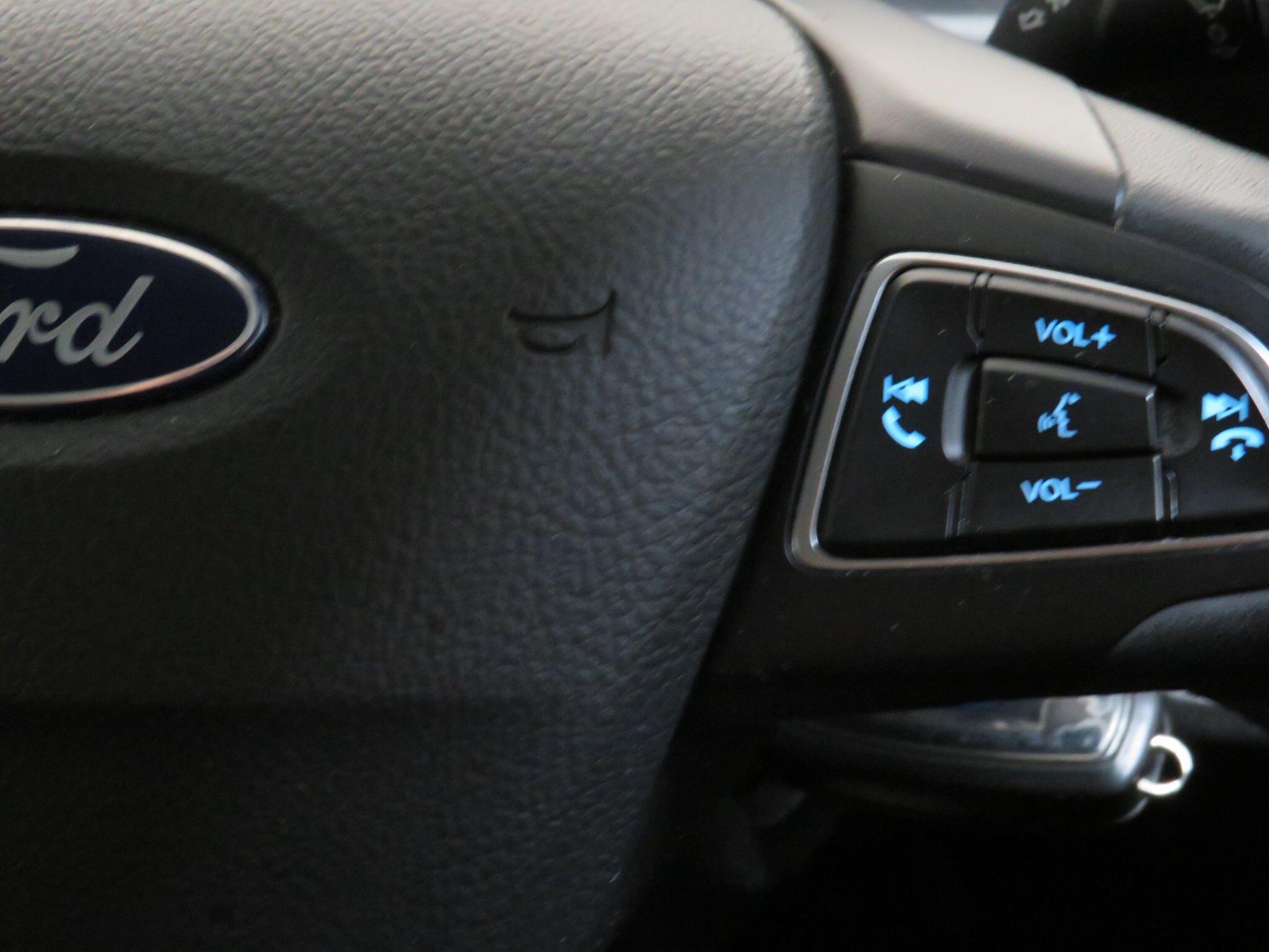 Ford C-MAX - Image 14