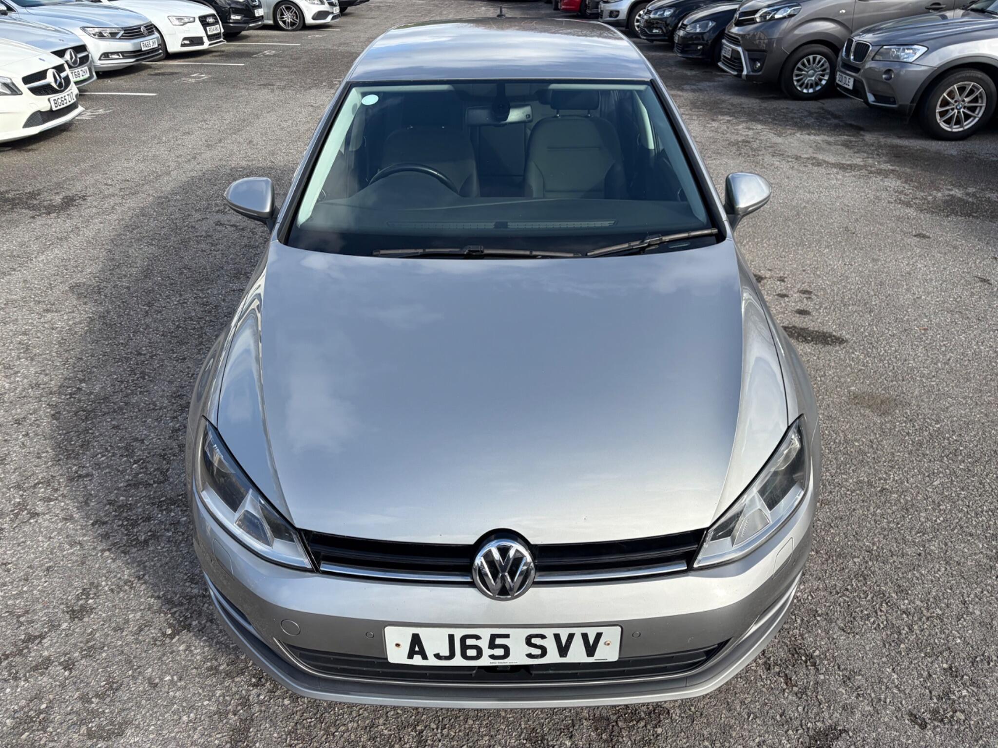 Volkswagen Golf - Image 2