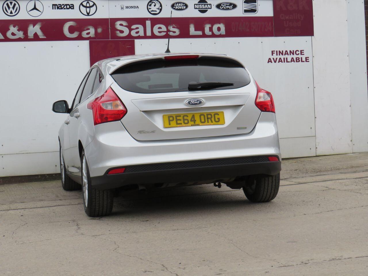 Ford Focus - Image 31