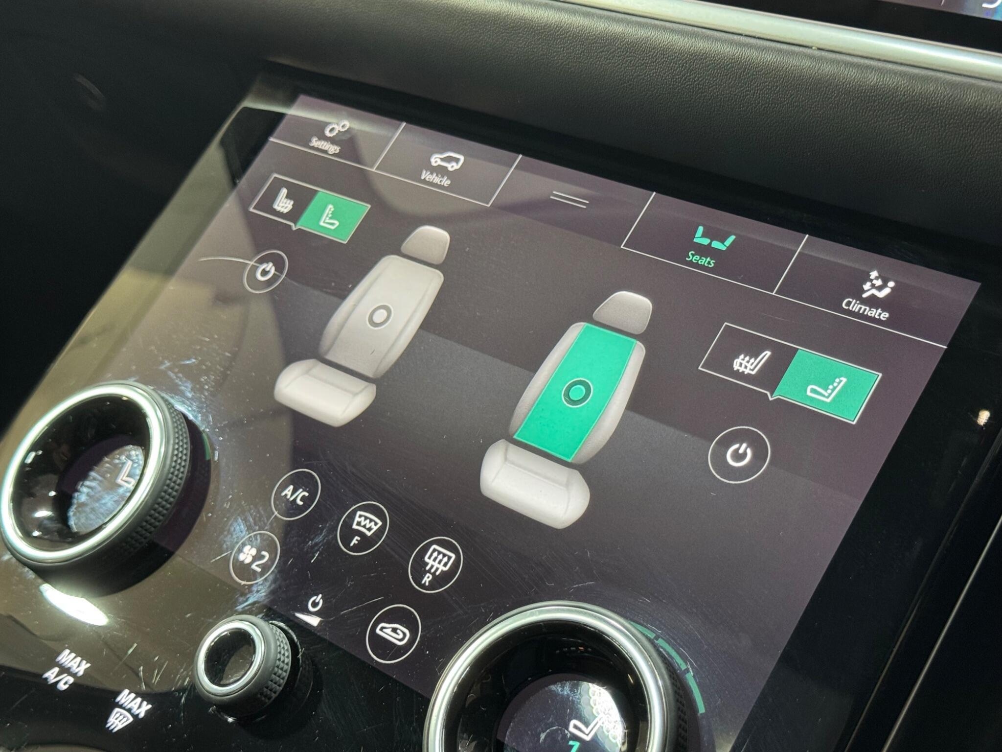 Land Rover Range Rover Velar - Image 16