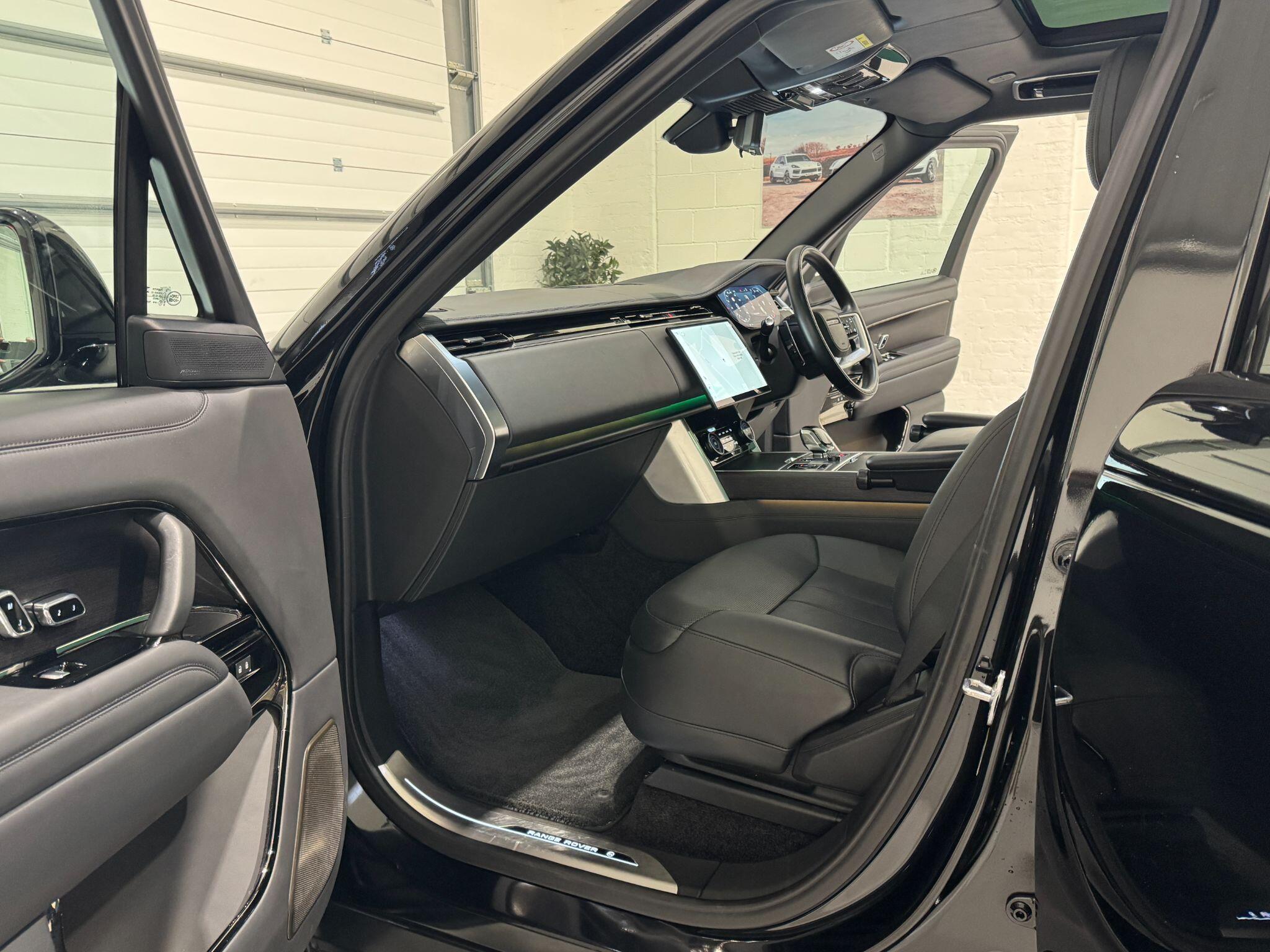 Land Rover Range Rover - Image 60