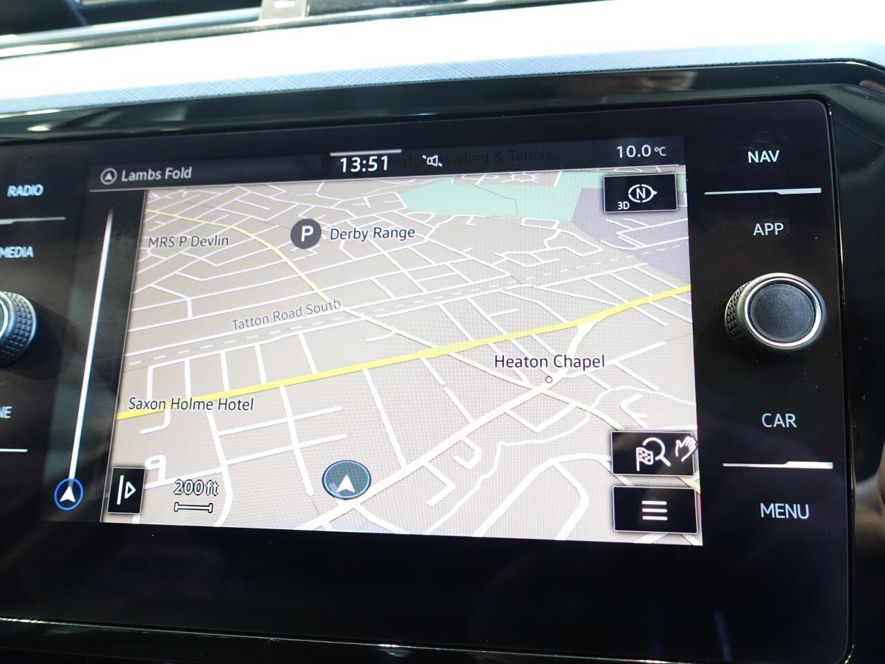 Volkswagen Passat - Image 3