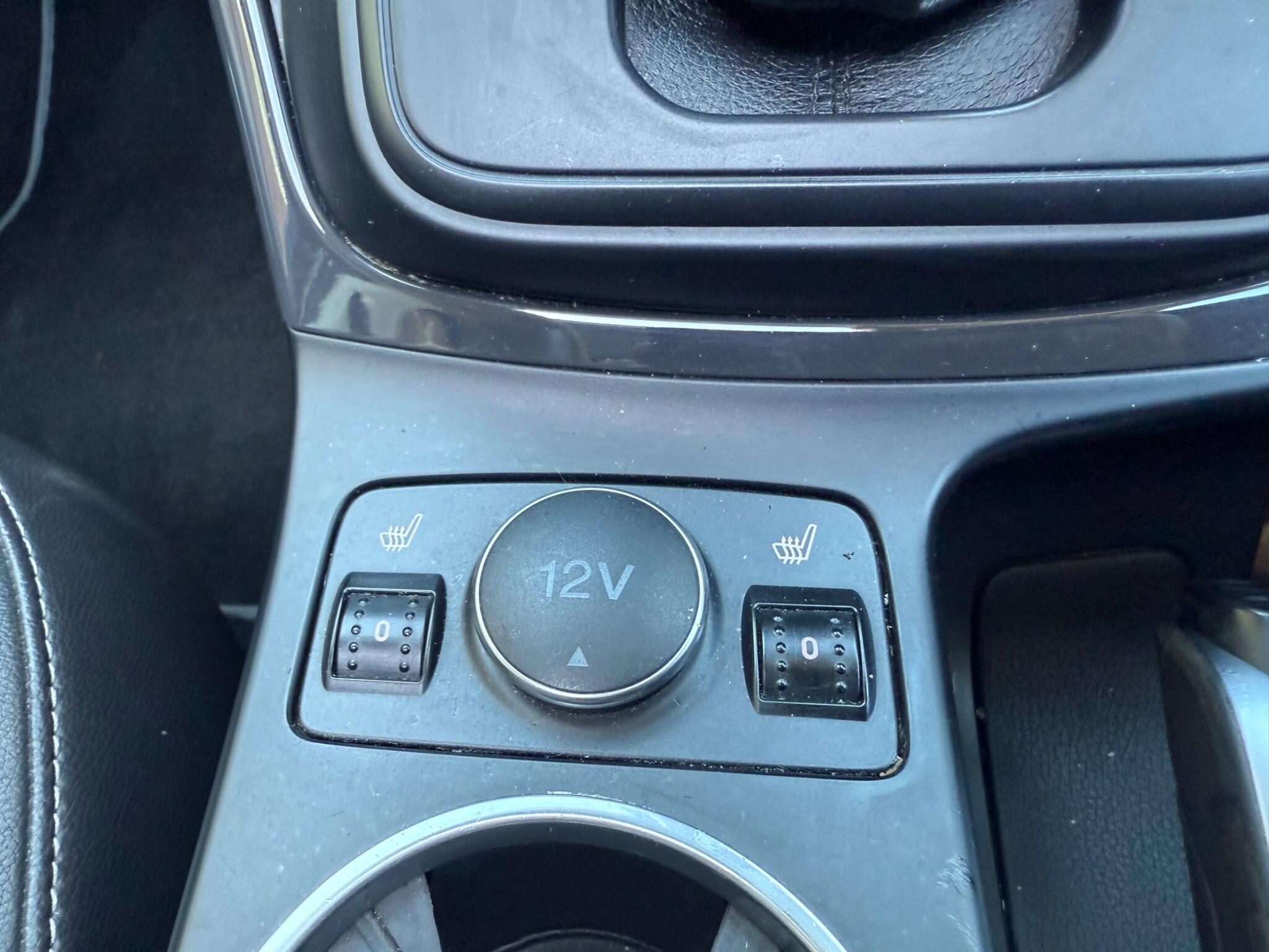 Ford Kuga - Image 25