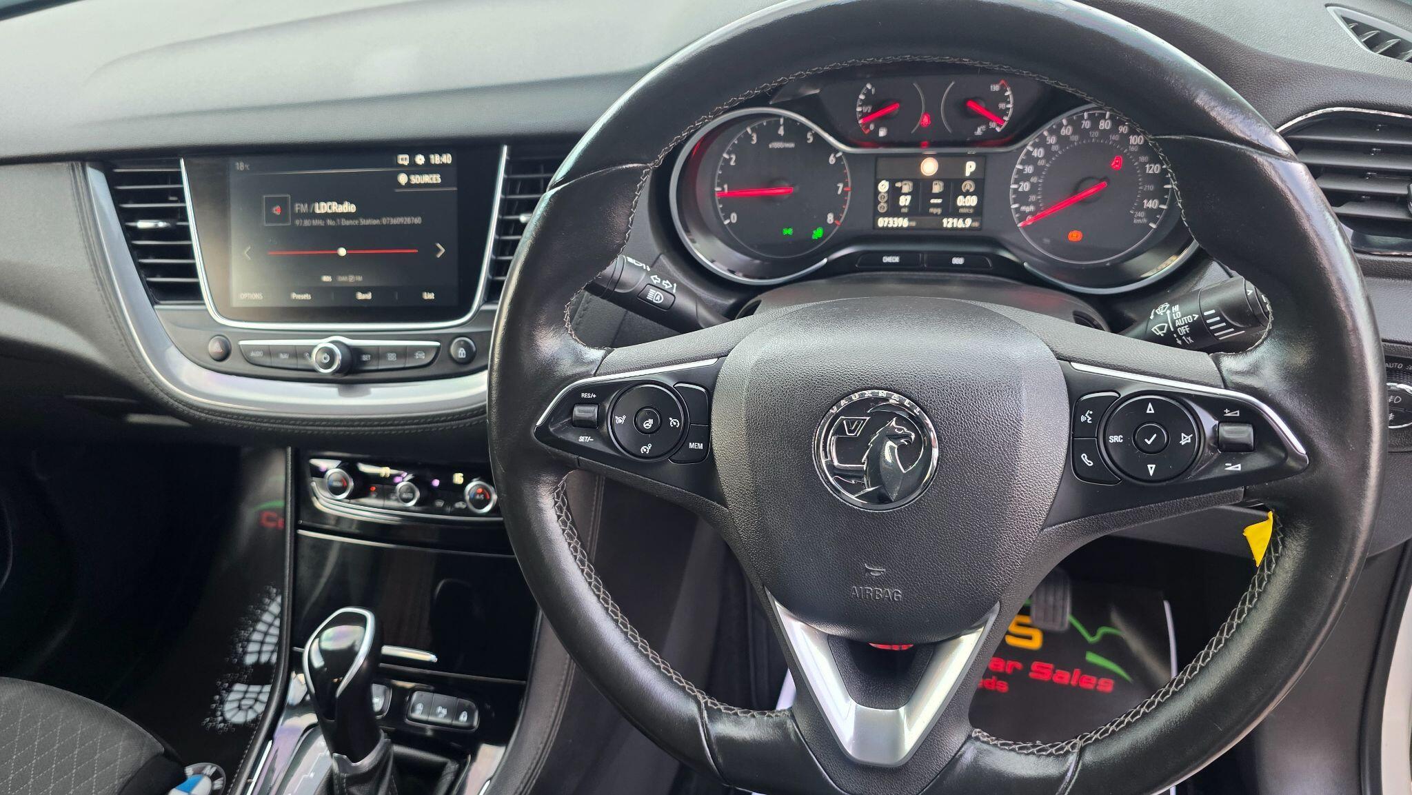 Vauxhall Grandland X - Image 35