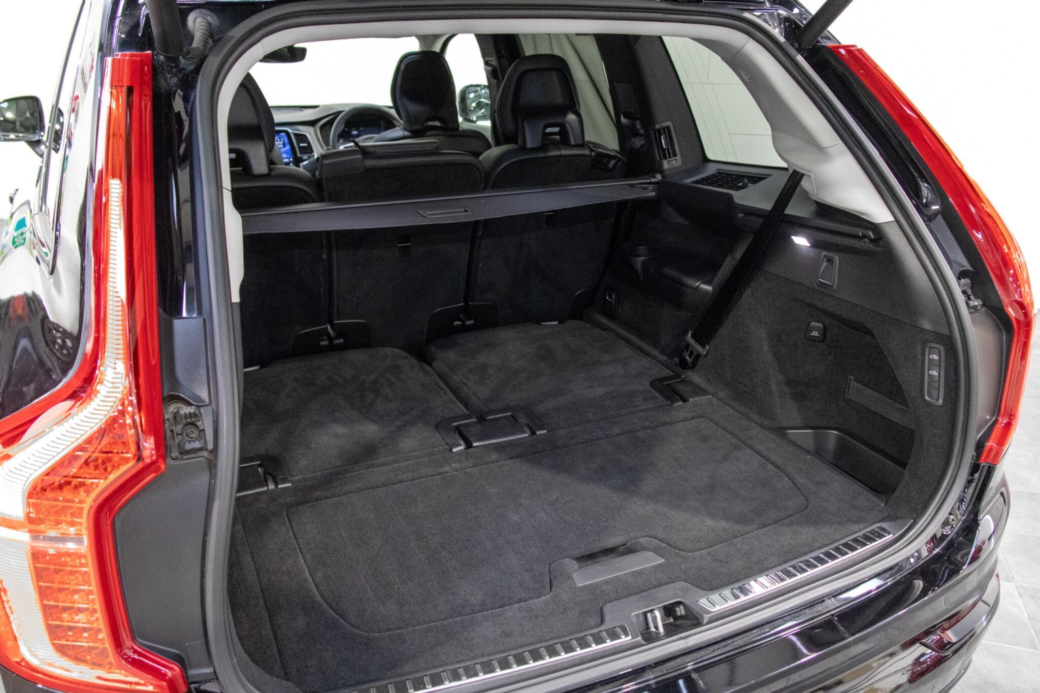 Volvo XC90 - Image 9