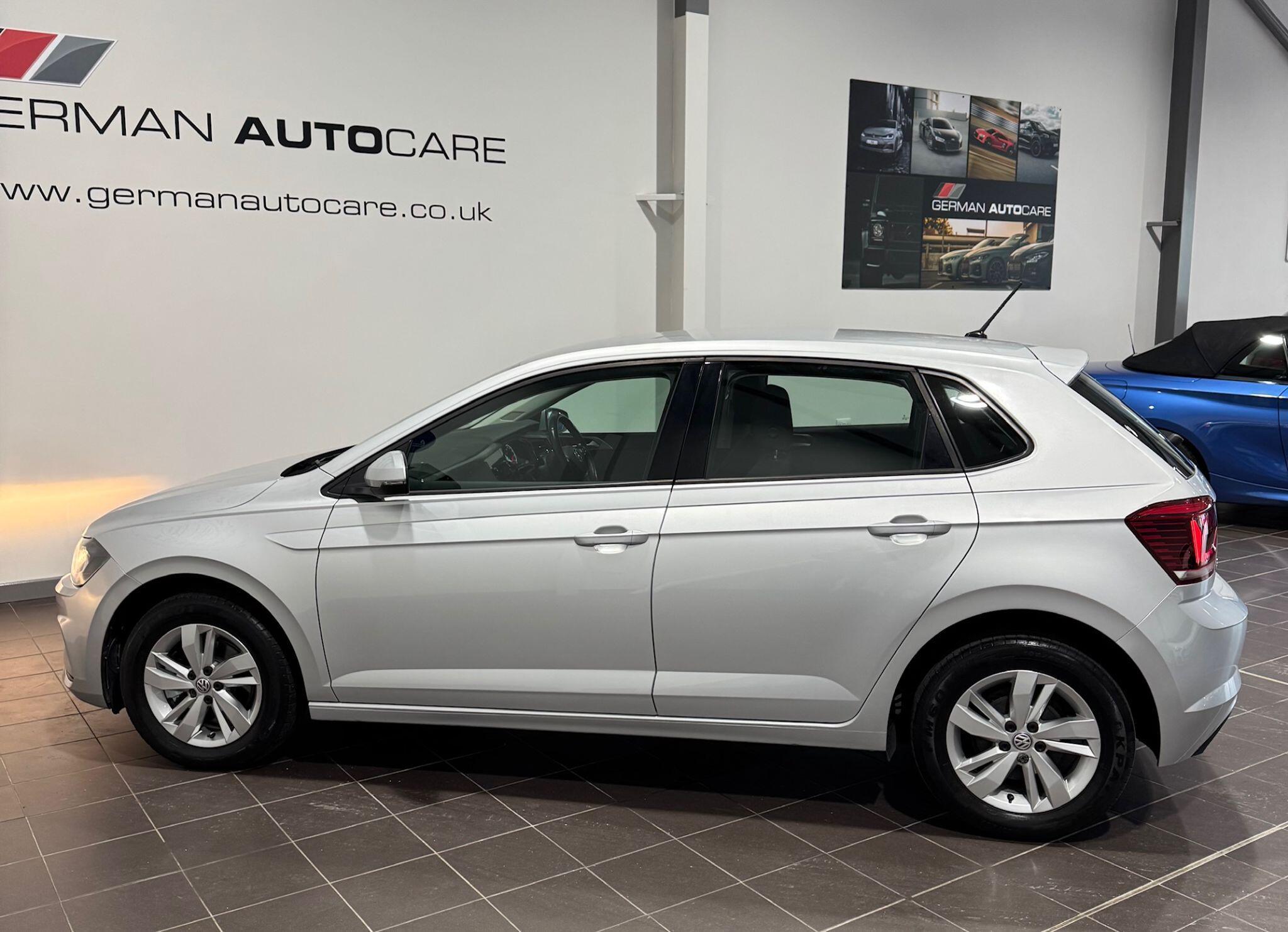 Volkswagen Polo - Image 8