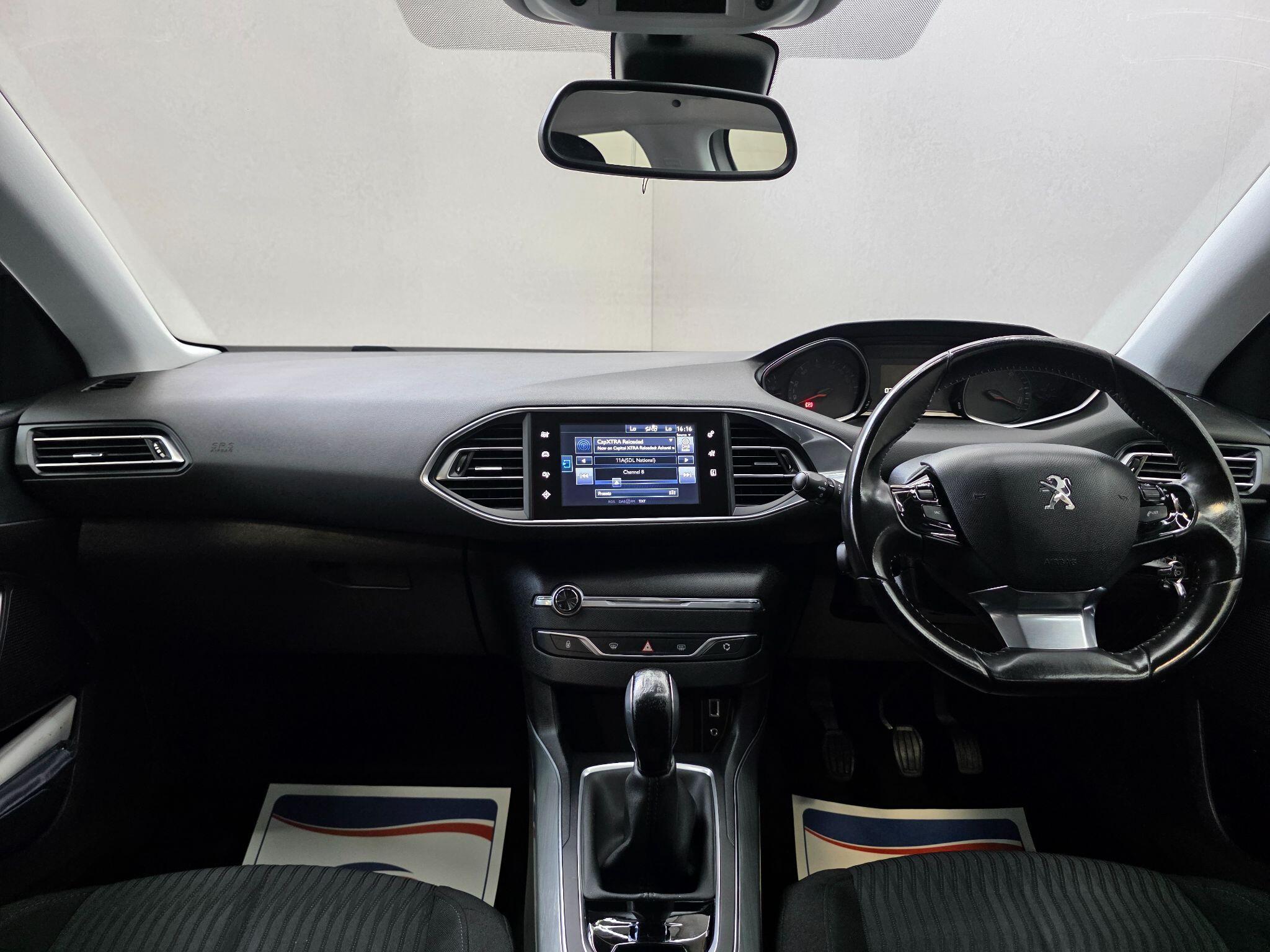 Peugeot 308 - Image 13
