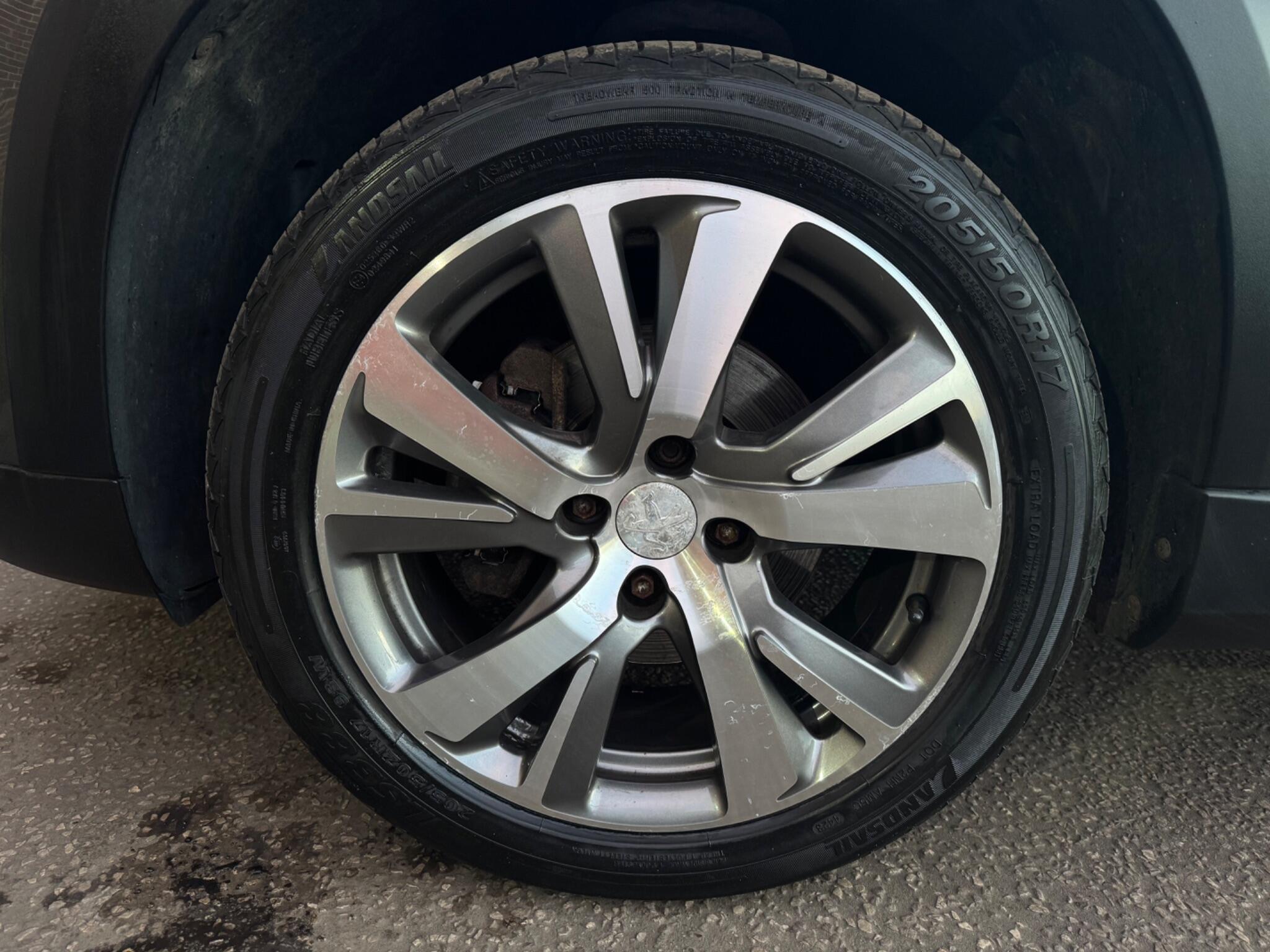 Peugeot 2008 - Image 40