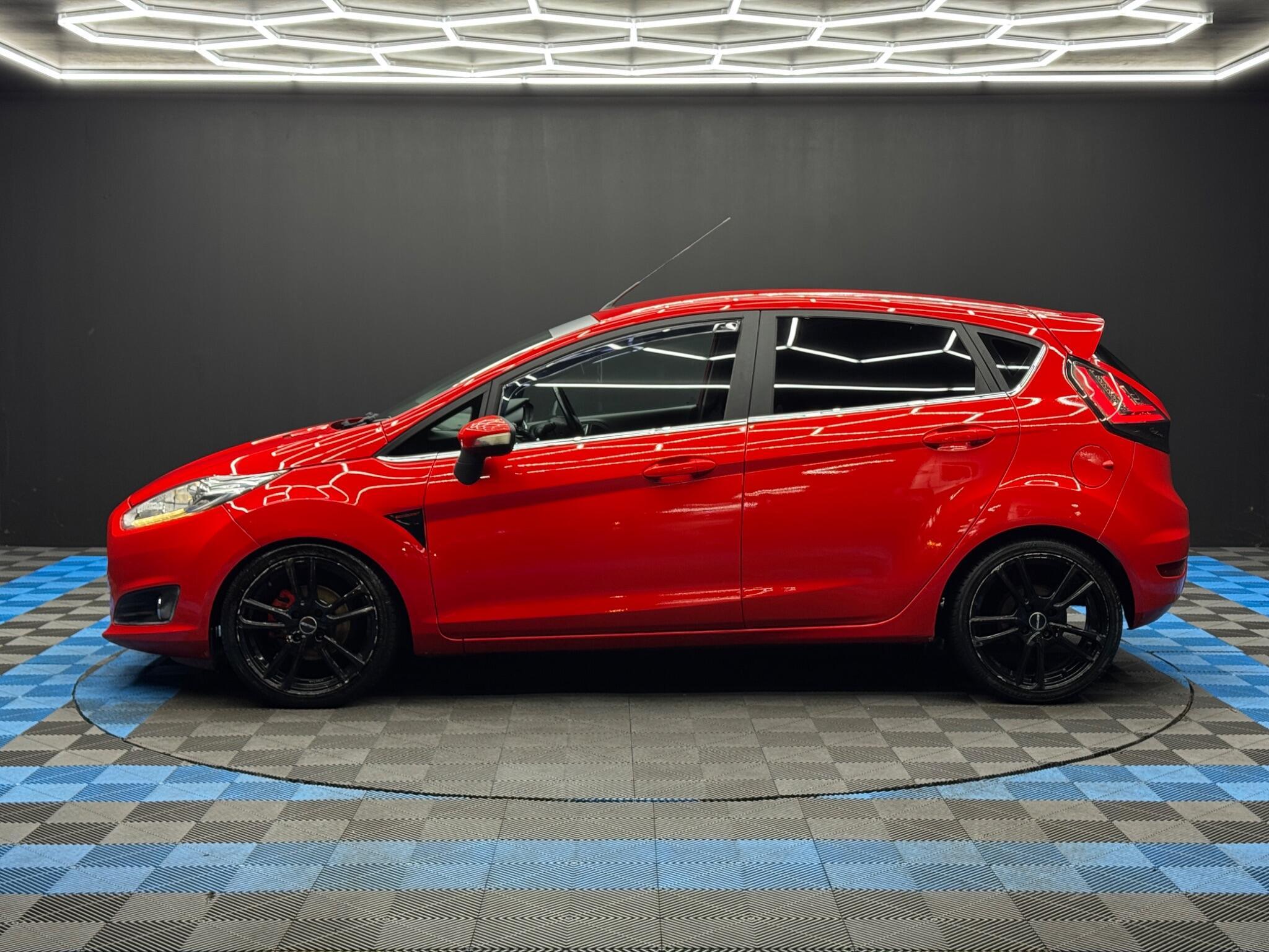 Ford Fiesta - Image 8