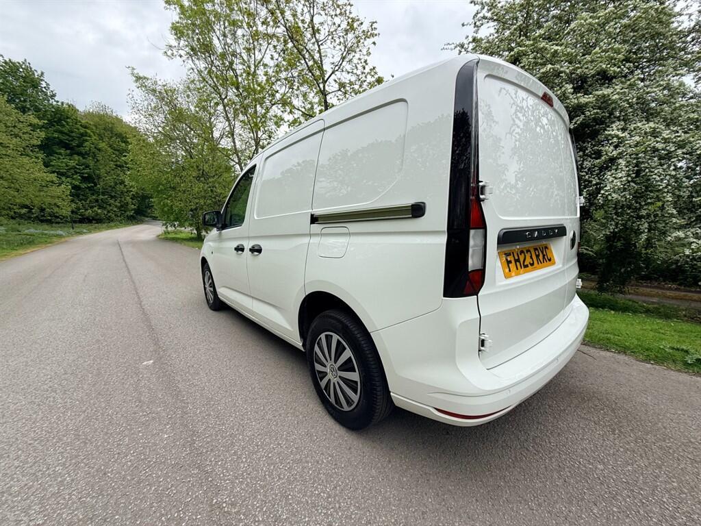 Volkswagen Caddy - Image 11