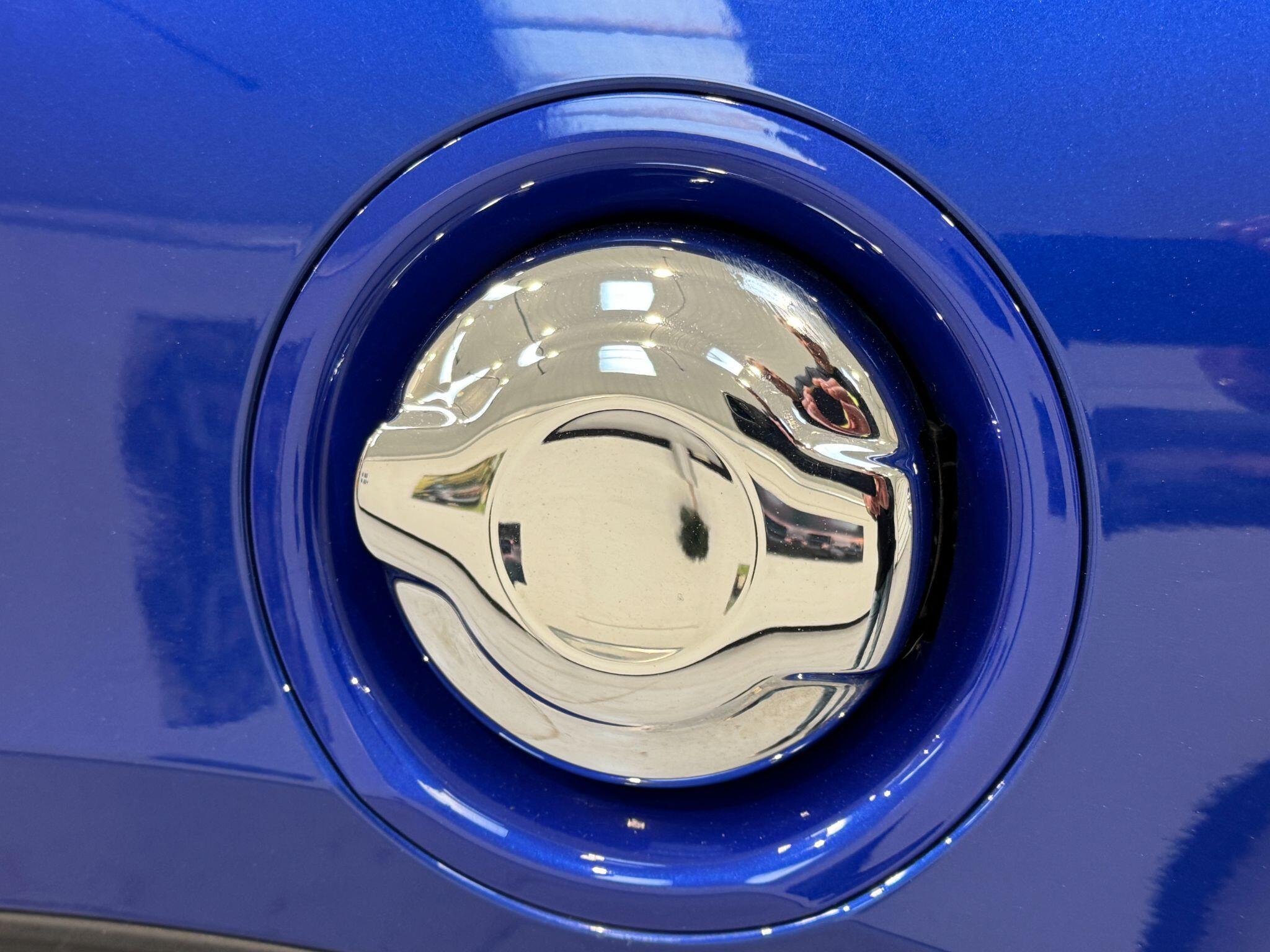 MINI Hatch - Image 38