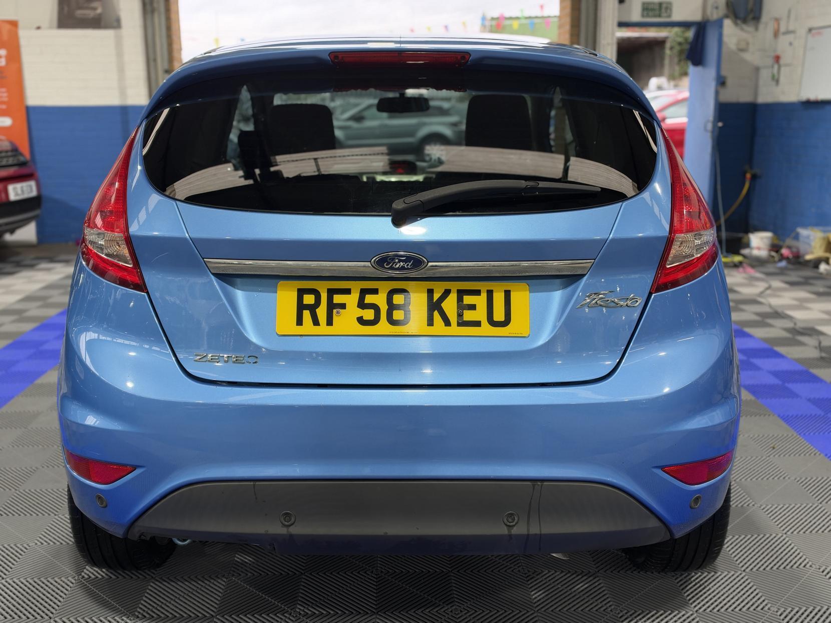 Ford Fiesta - Image 6