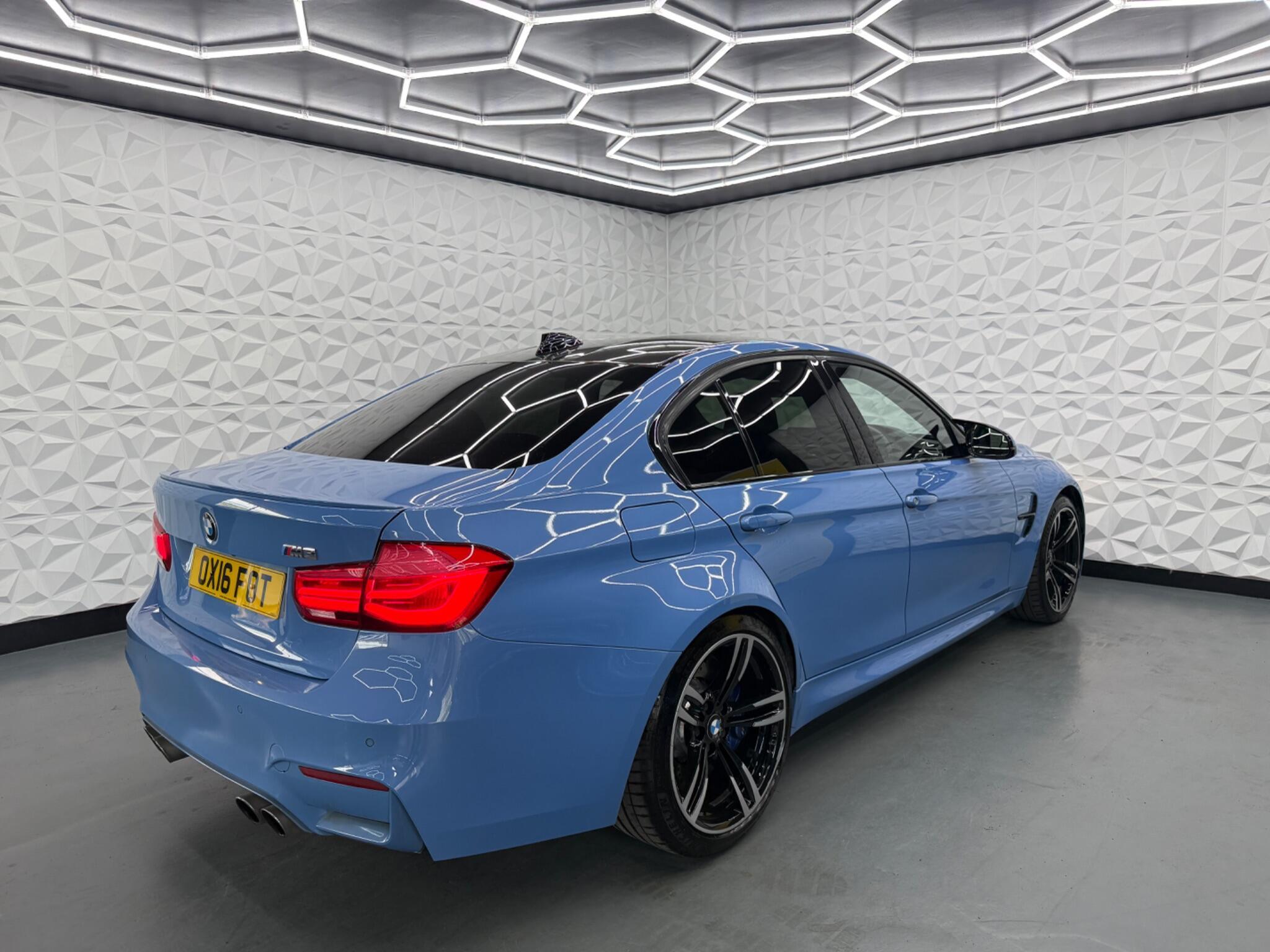 BMW M3 - Image 13