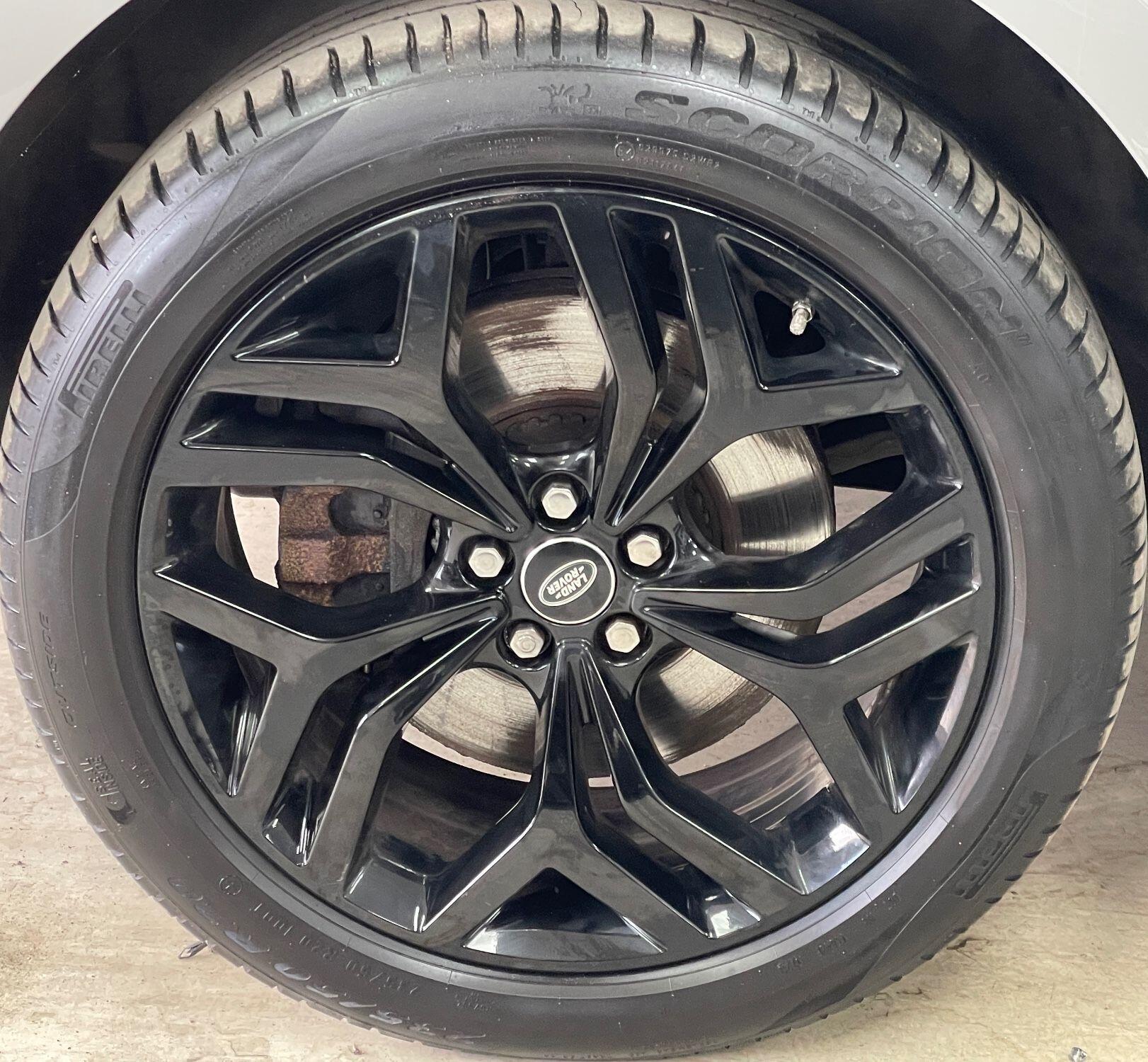 Land Rover Range Rover Evoque - Image 16