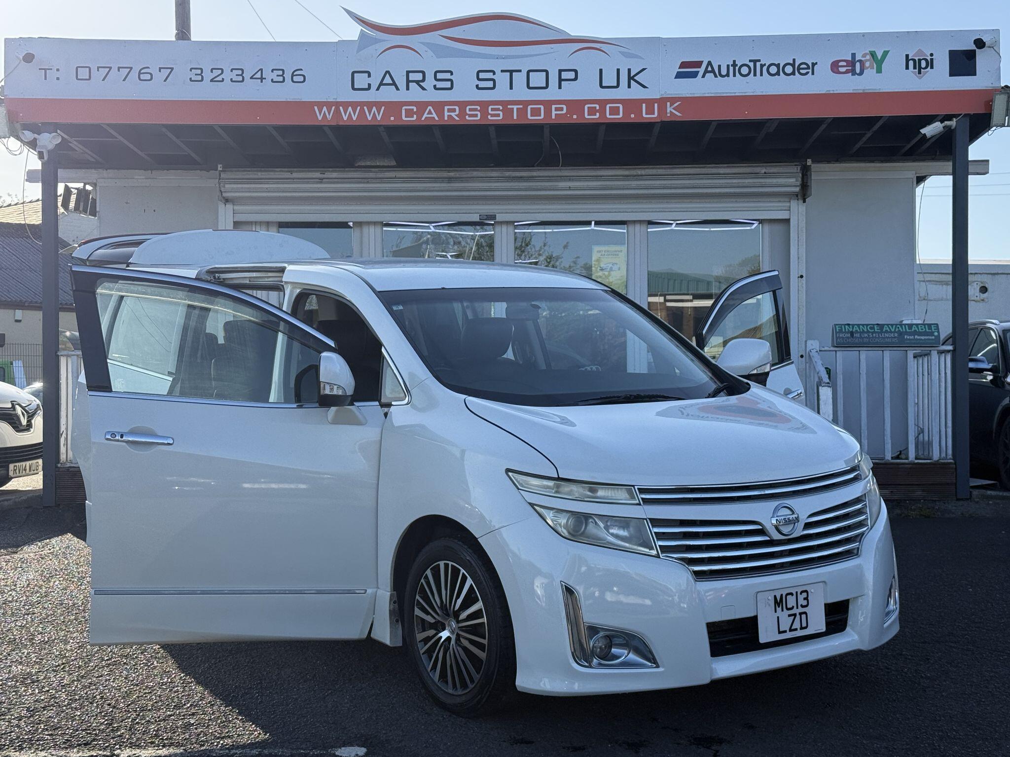 Nissan Elgrand - Image 18