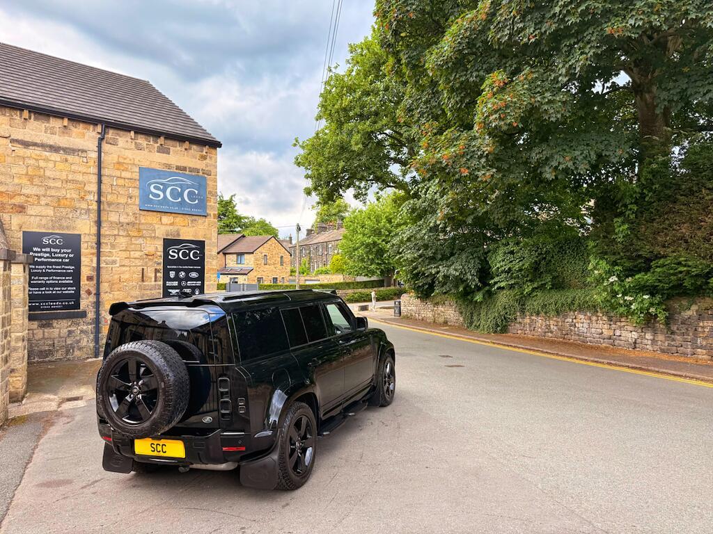 Land Rover Defender 110 - Image 13