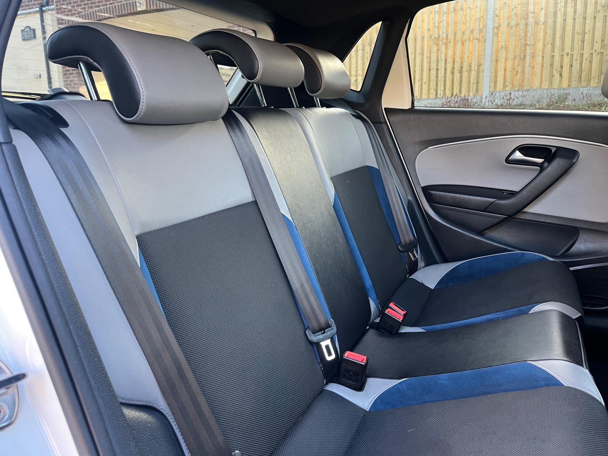 Volkswagen Polo - Image 28