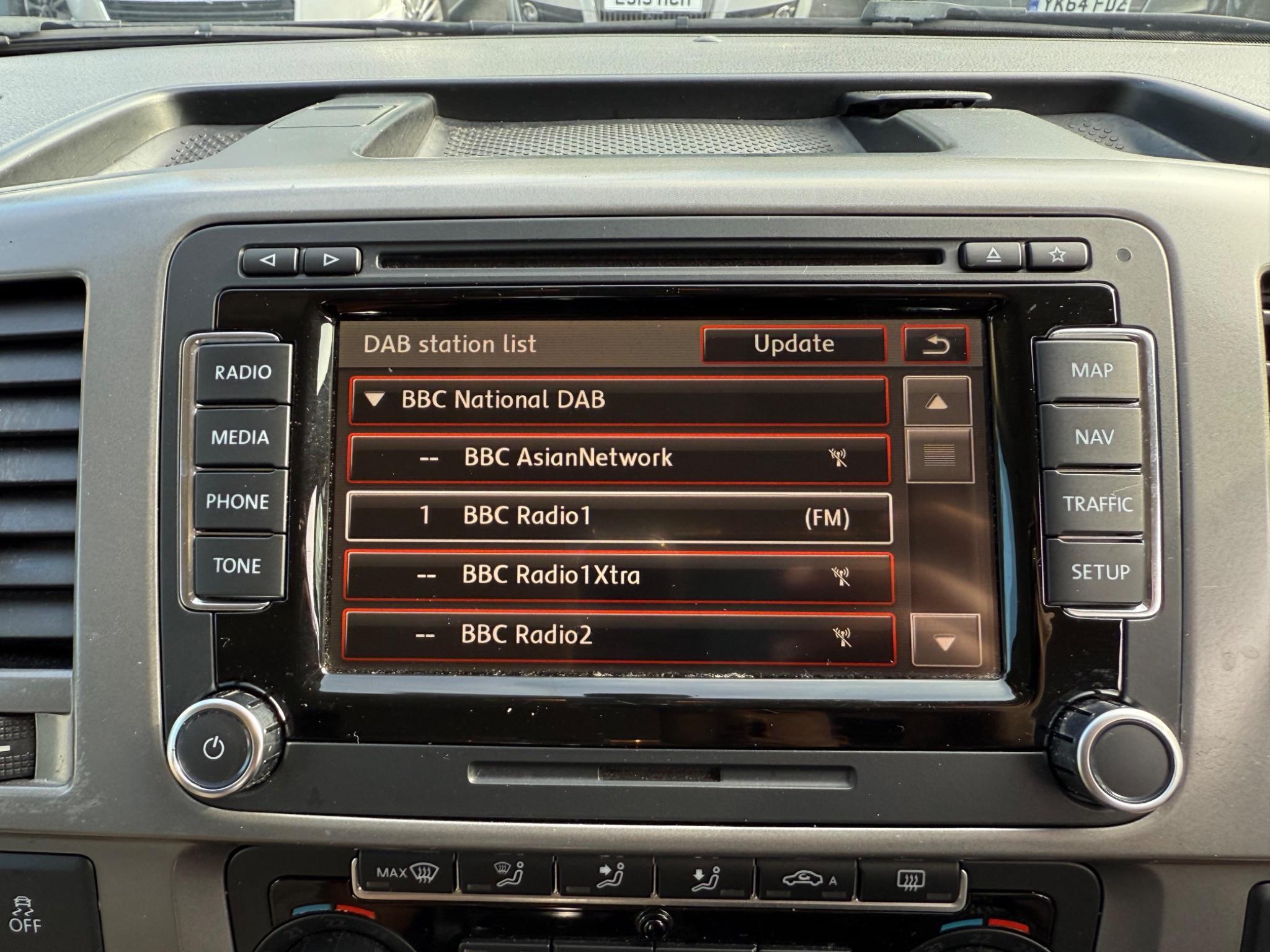 Volkswagen CARAVELLE - Image 28