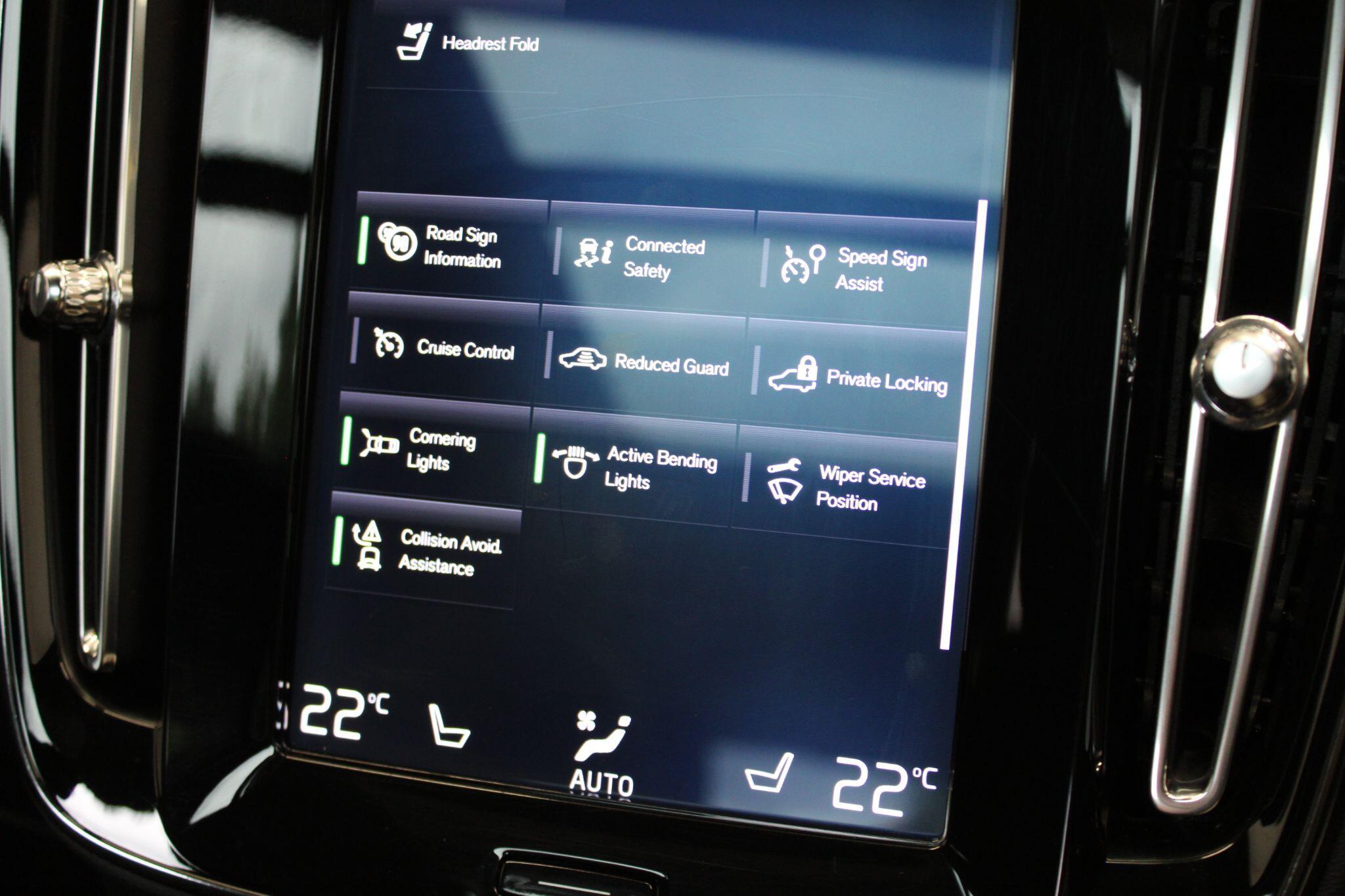 Volvo XC40 - Image 56