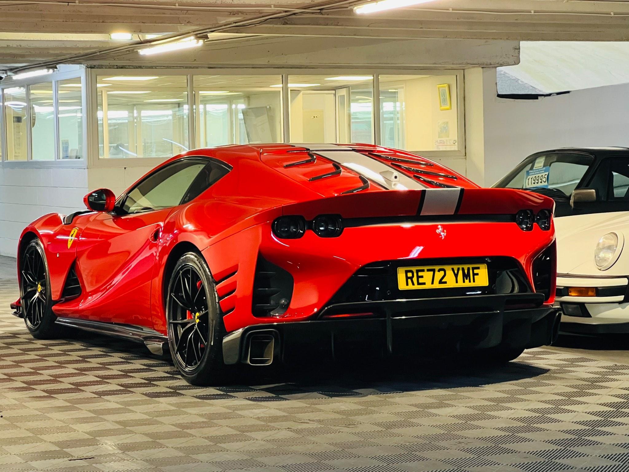 Ferrari 812 Competizione - Image 3