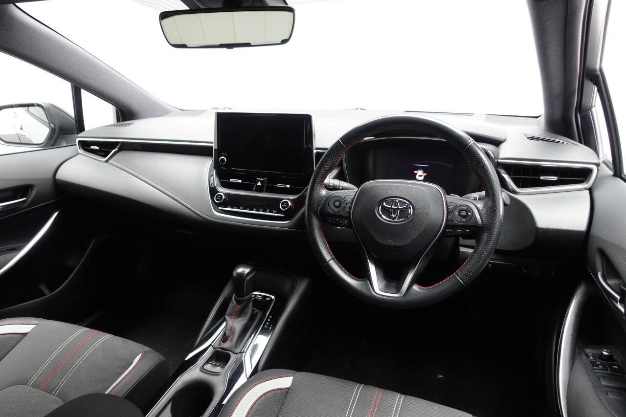 Toyota Corolla - Image 13