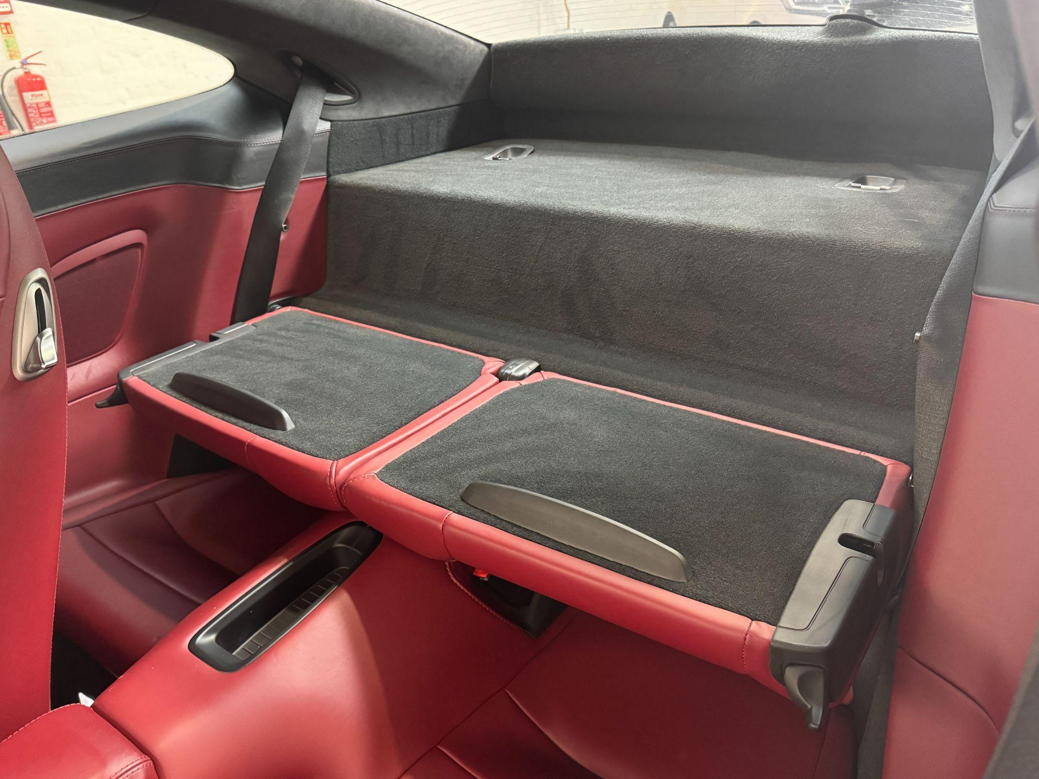 Porsche 911 - Image 40