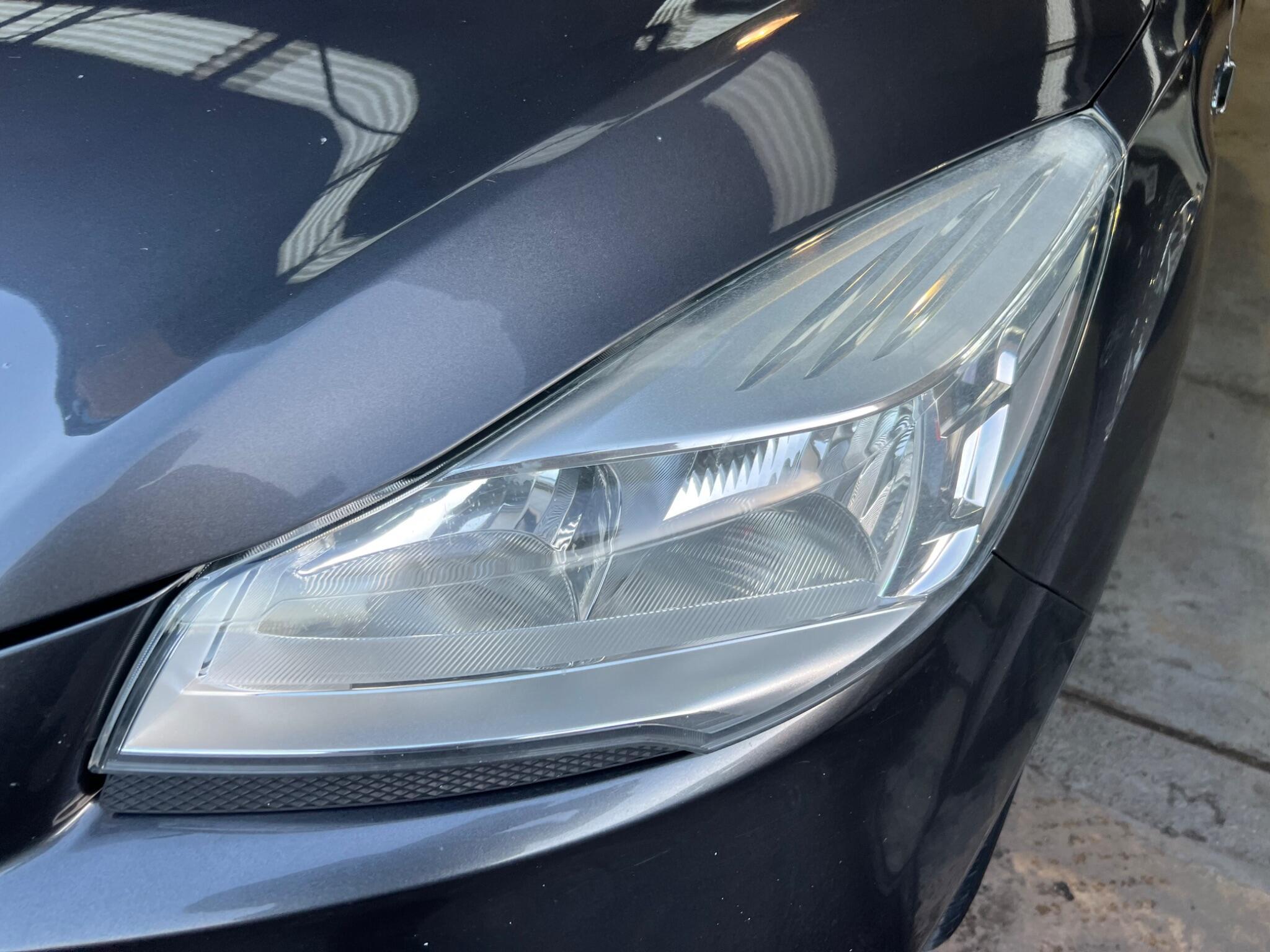 Ford Kuga - Image 30