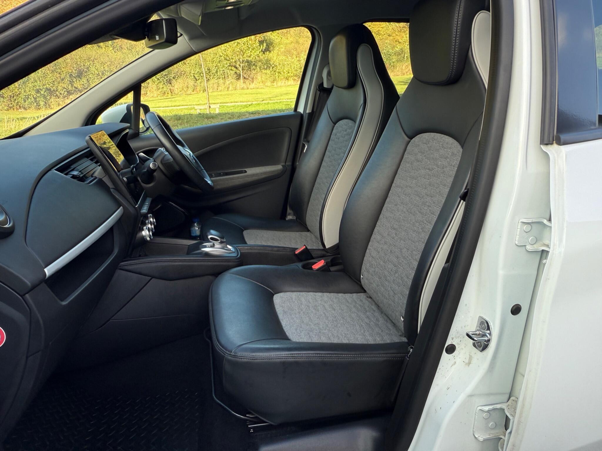 Renault Zoe - Image 11
