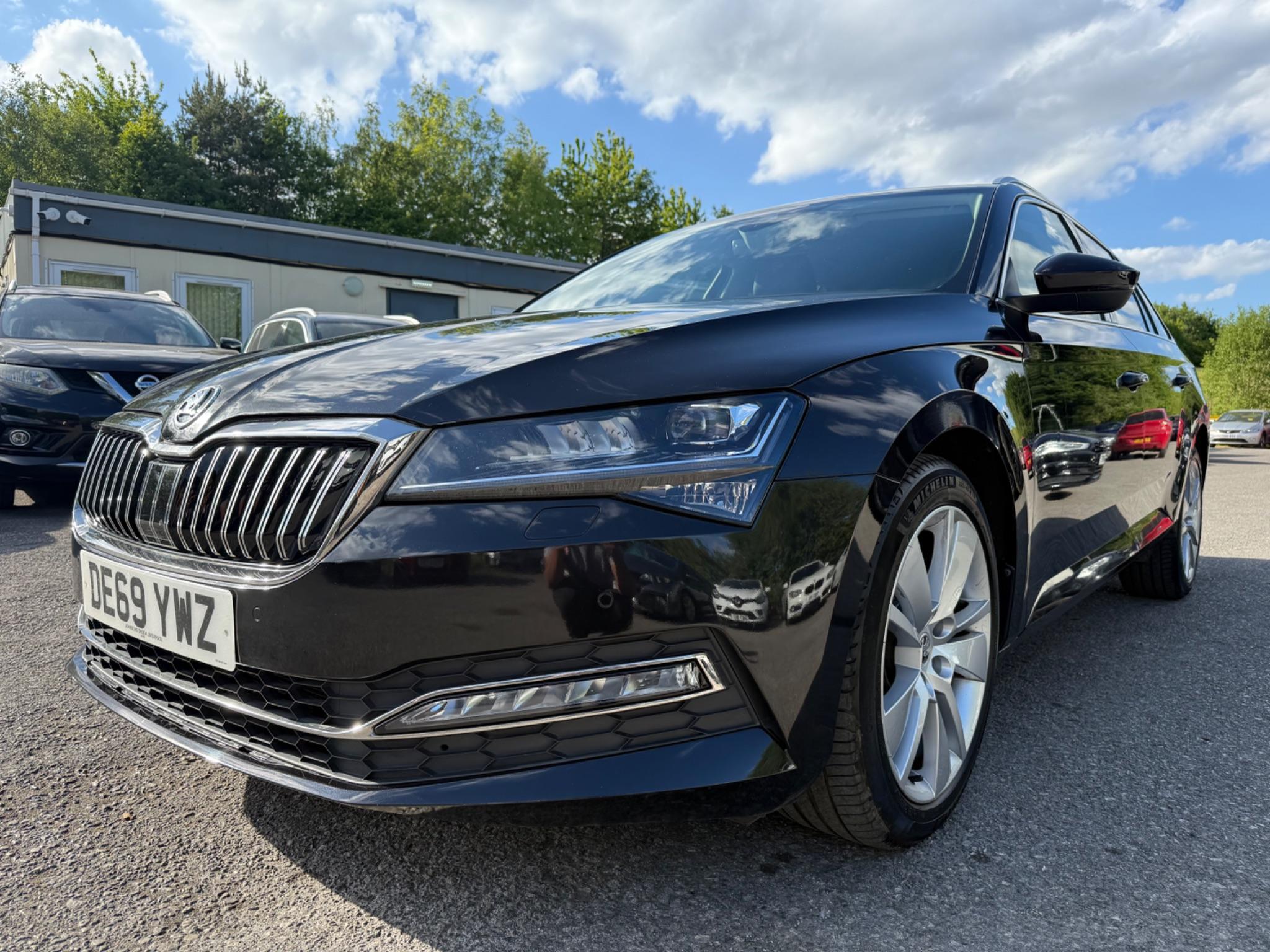 Skoda Superb - Image 8