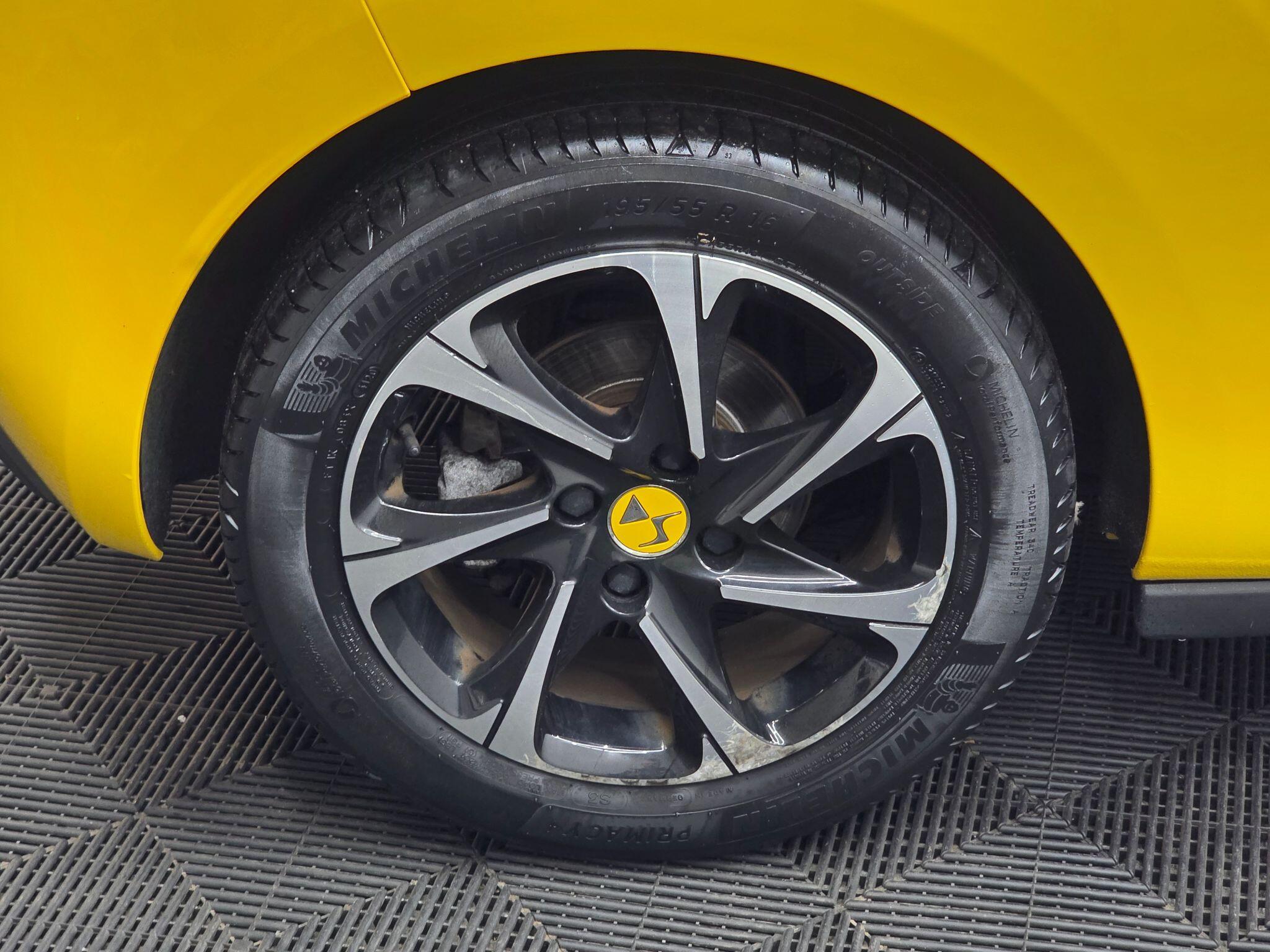 DS AUTOMOBILES DS 3 - Image 11
