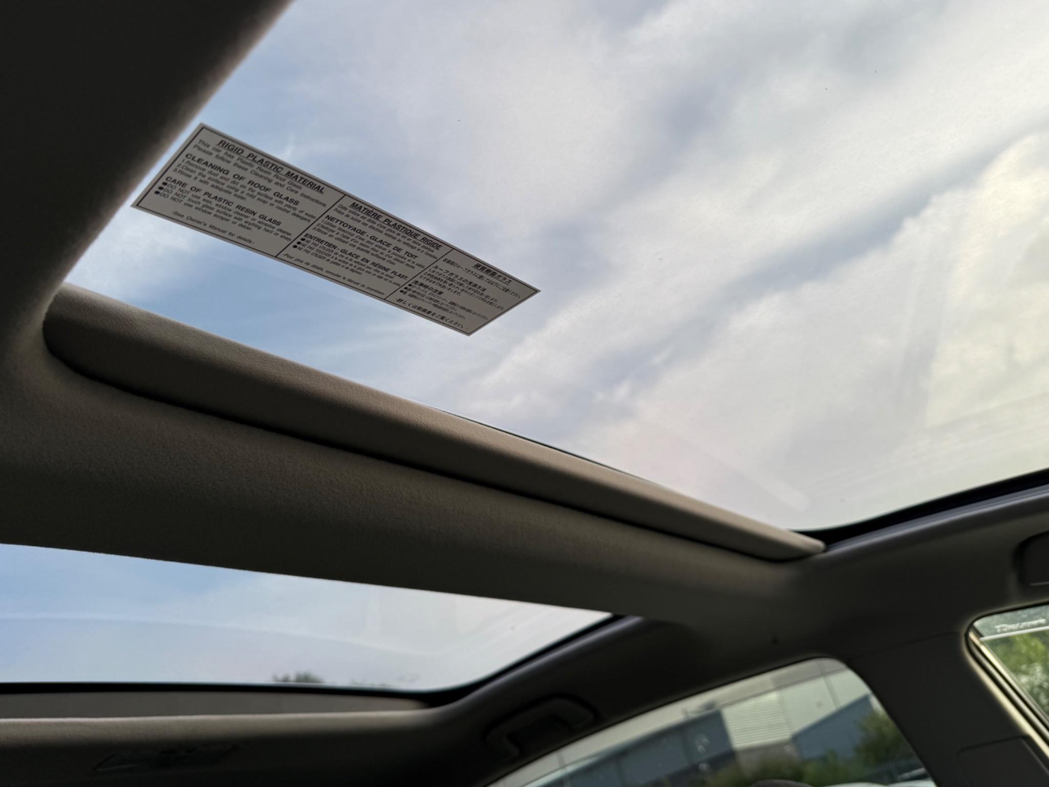 Toyota Prius+ - Image 10