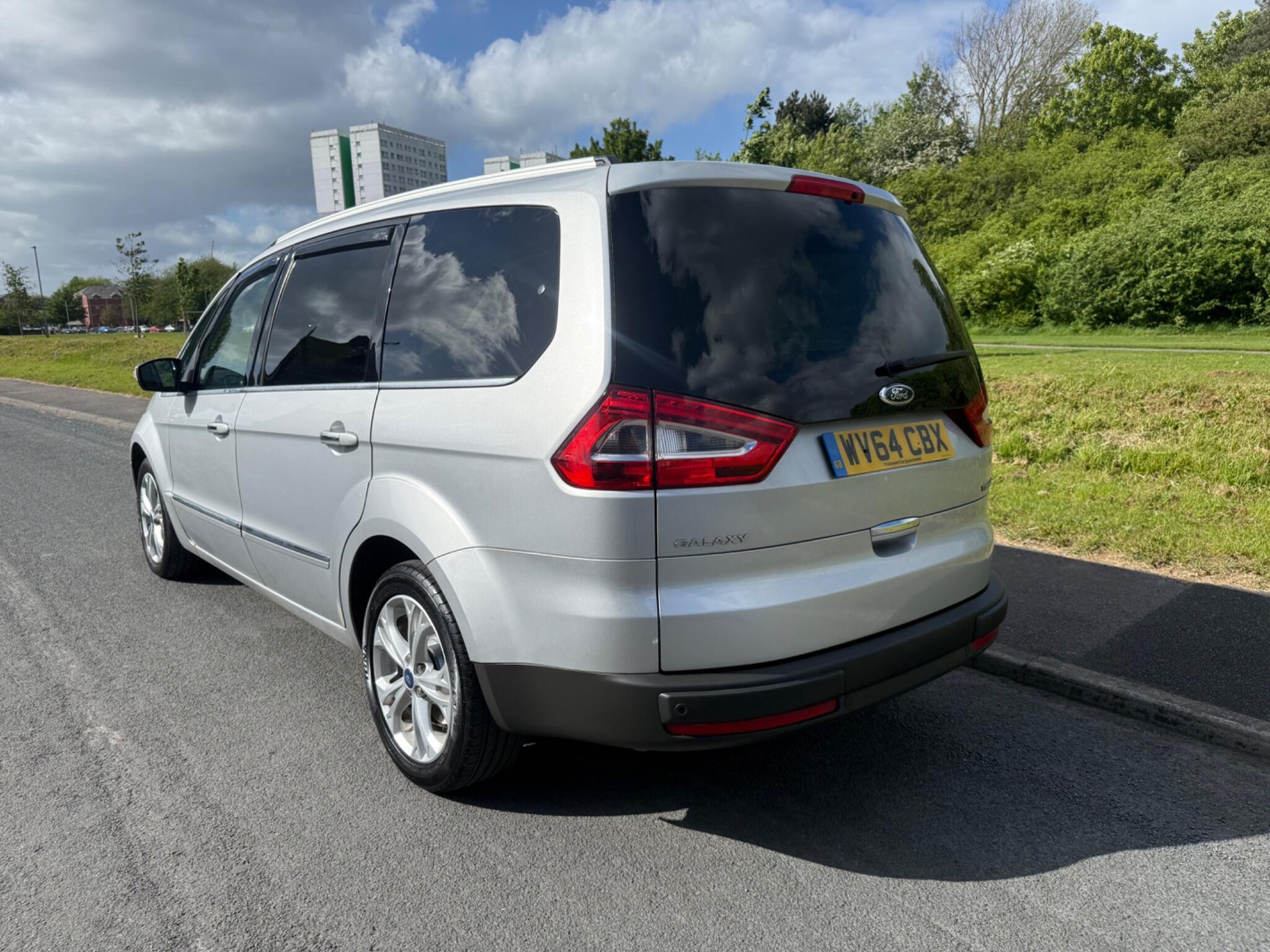 Ford Galaxy - Image 4