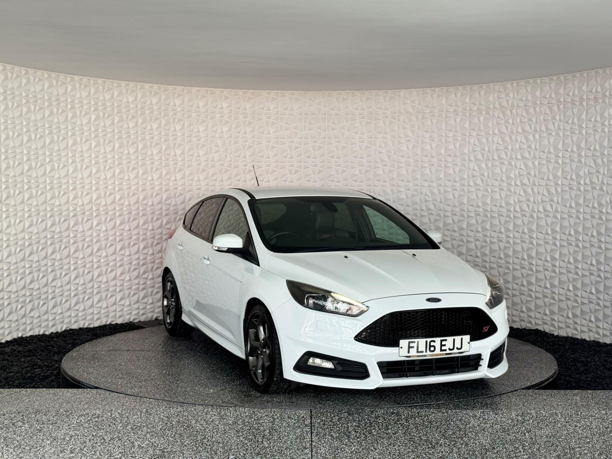 Ford Focus - Image 5
